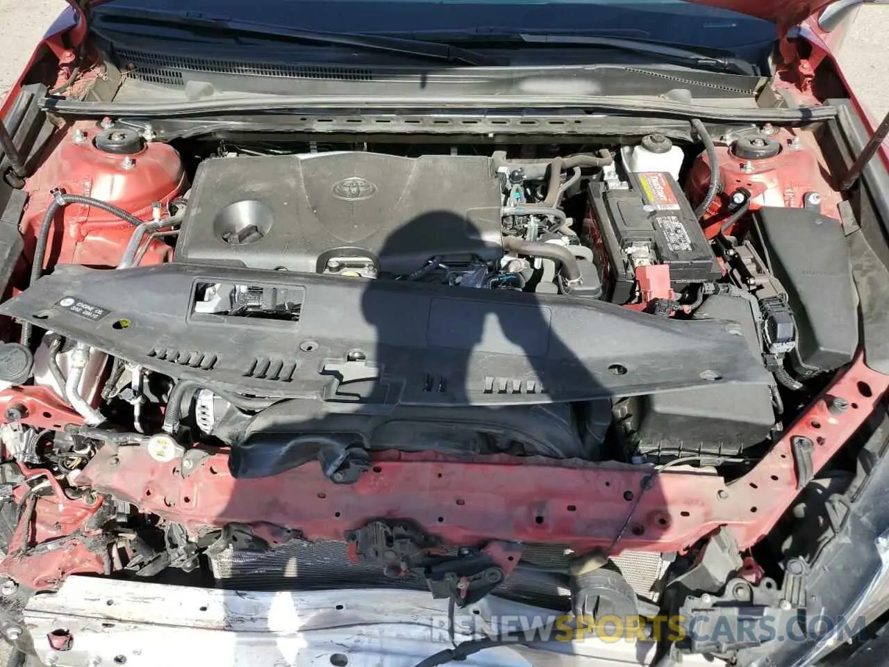 11 fotografías del automóvil dañado 4T1B61HK4KU201295 TOYOTA CAMRY 2019
