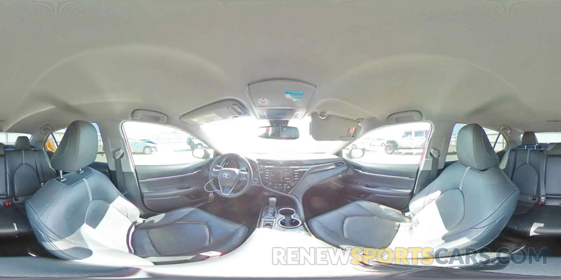 14 fotografías del automóvil dañado 4T1B61HK4KU201295 TOYOTA CAMRY 2019