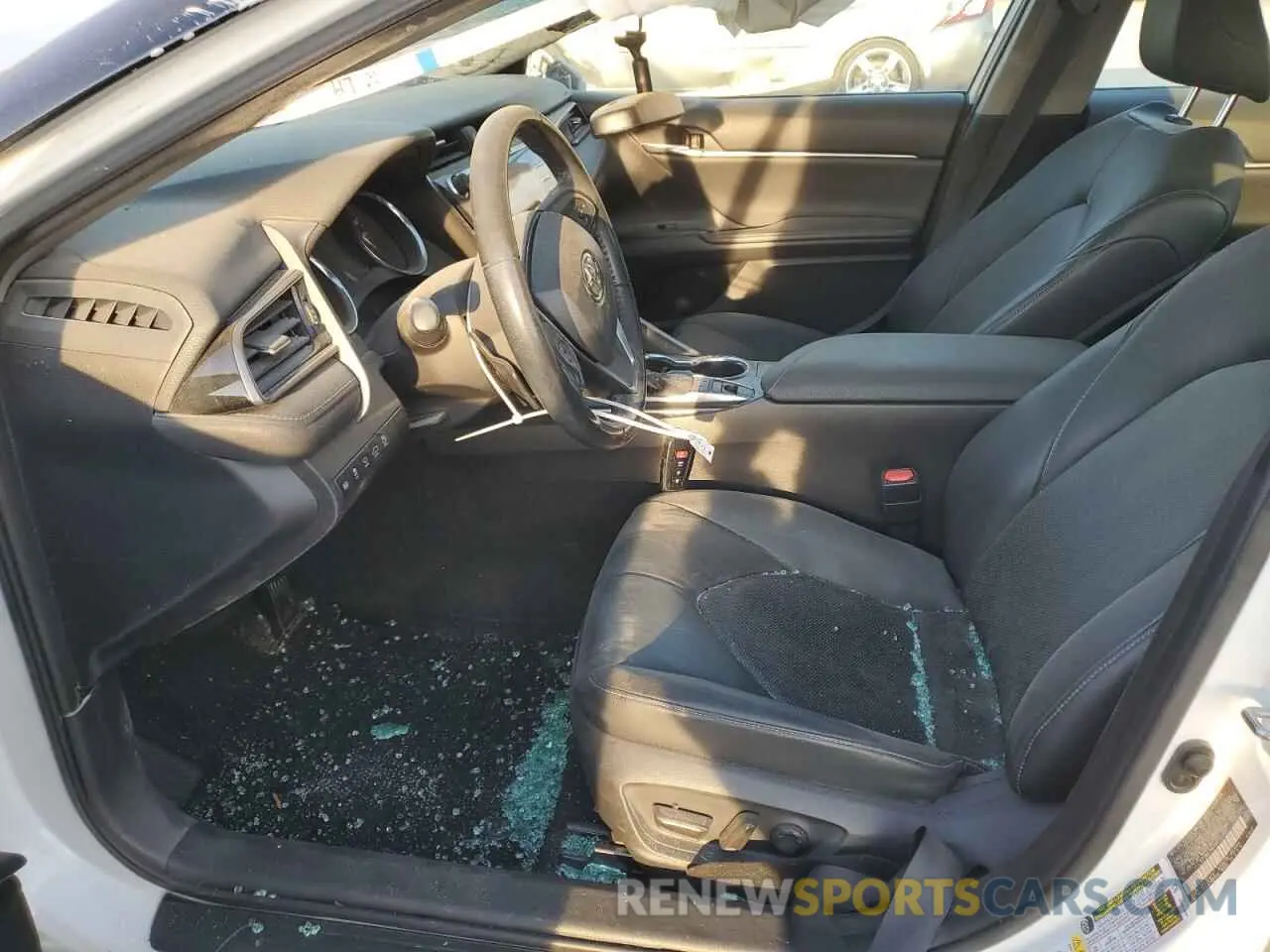 7 fotografías del automóvil dañado 4T1B61HK4KU235088 TOYOTA CAMRY 2019