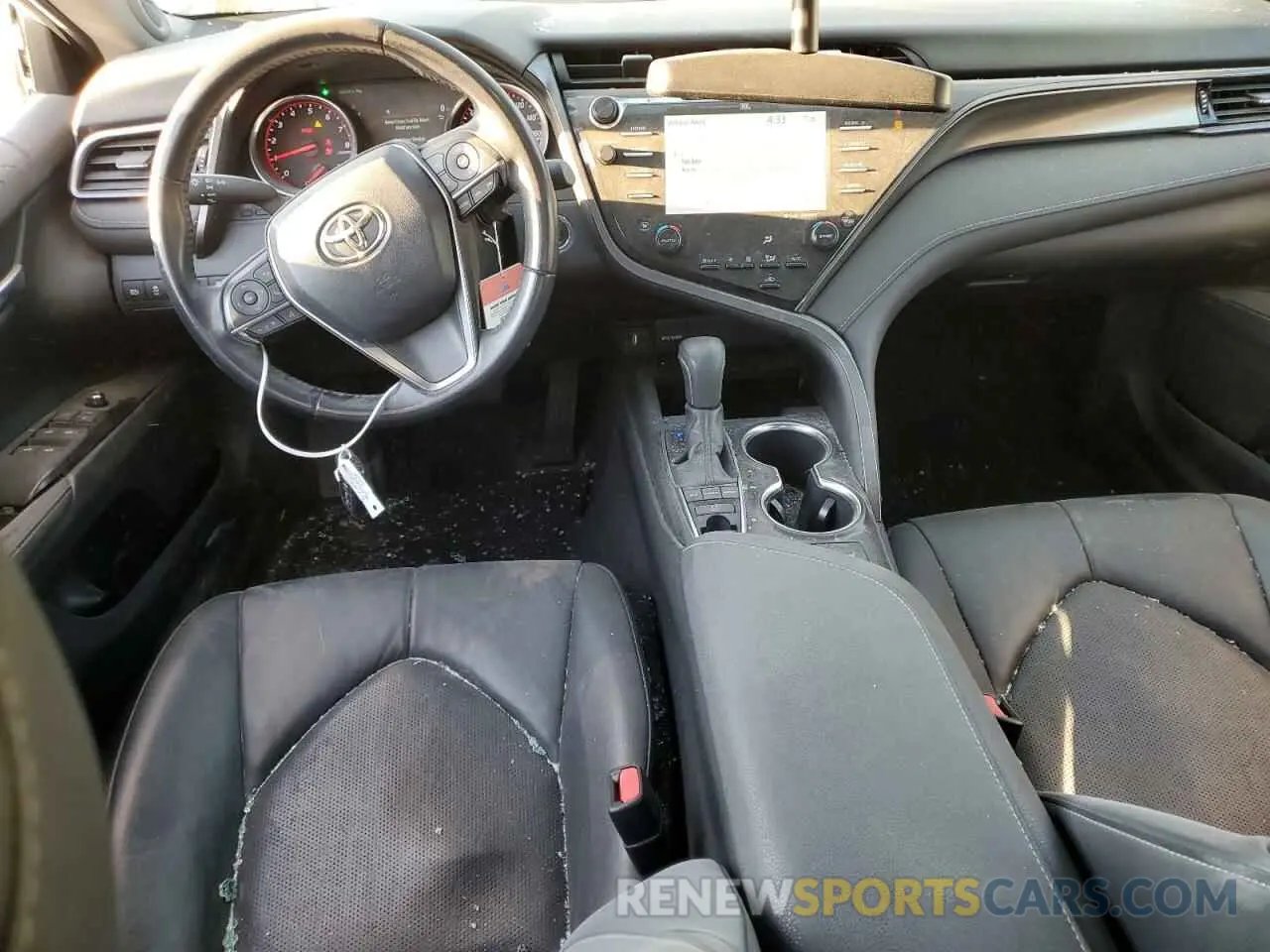 8 fotografías del automóvil dañado 4T1B61HK4KU235088 TOYOTA CAMRY 2019