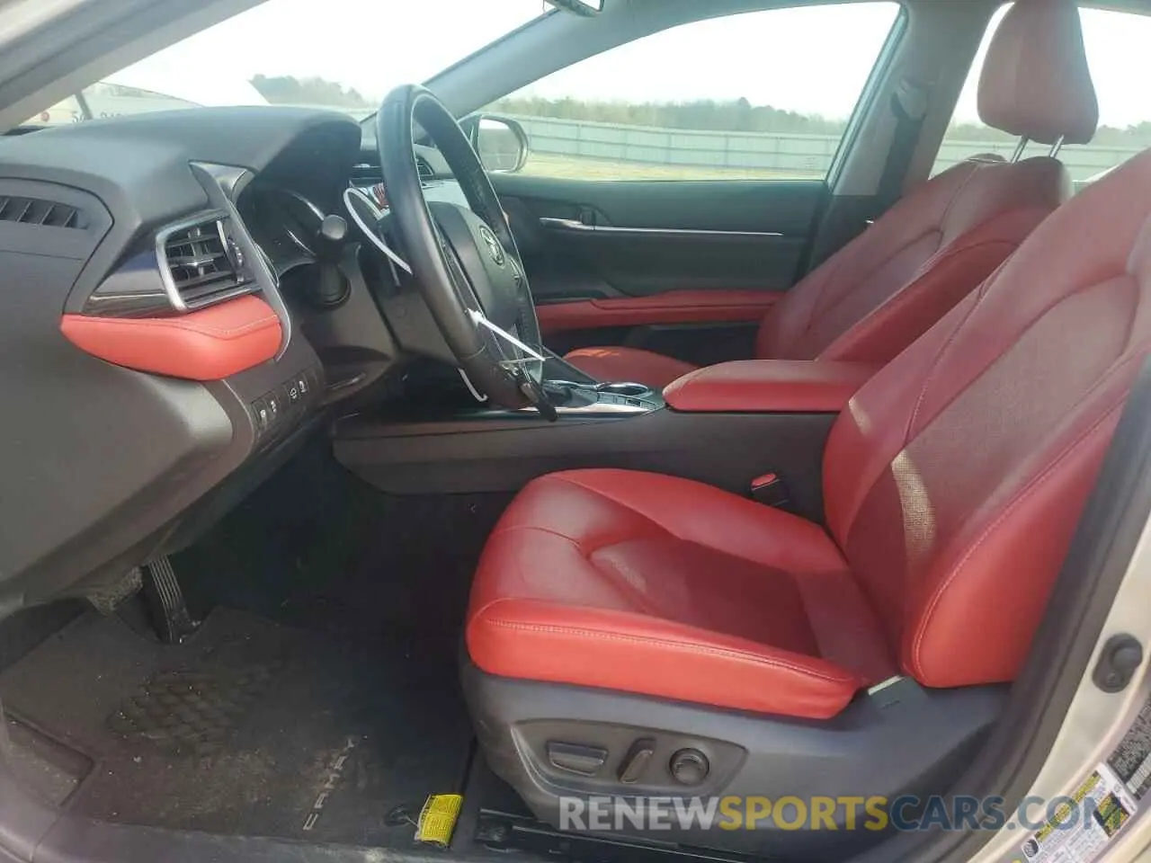 7 fotografías del automóvil dañado 4T1B61HK4KU287093 TOYOTA CAMRY 2019