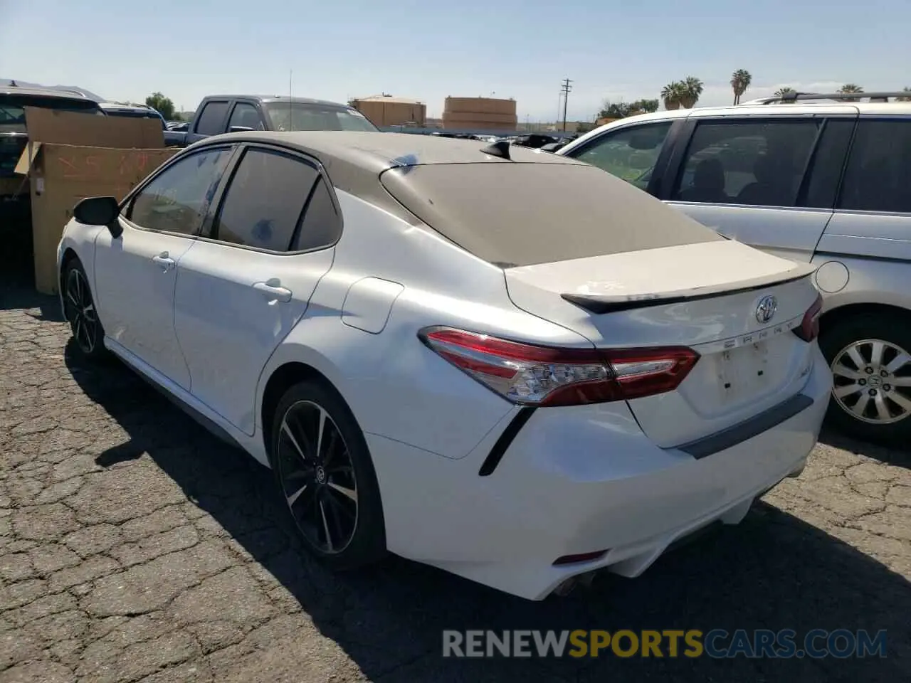 3 fotografías del automóvil dañado 4T1B61HK4KU298045 TOYOTA CAMRY 2019