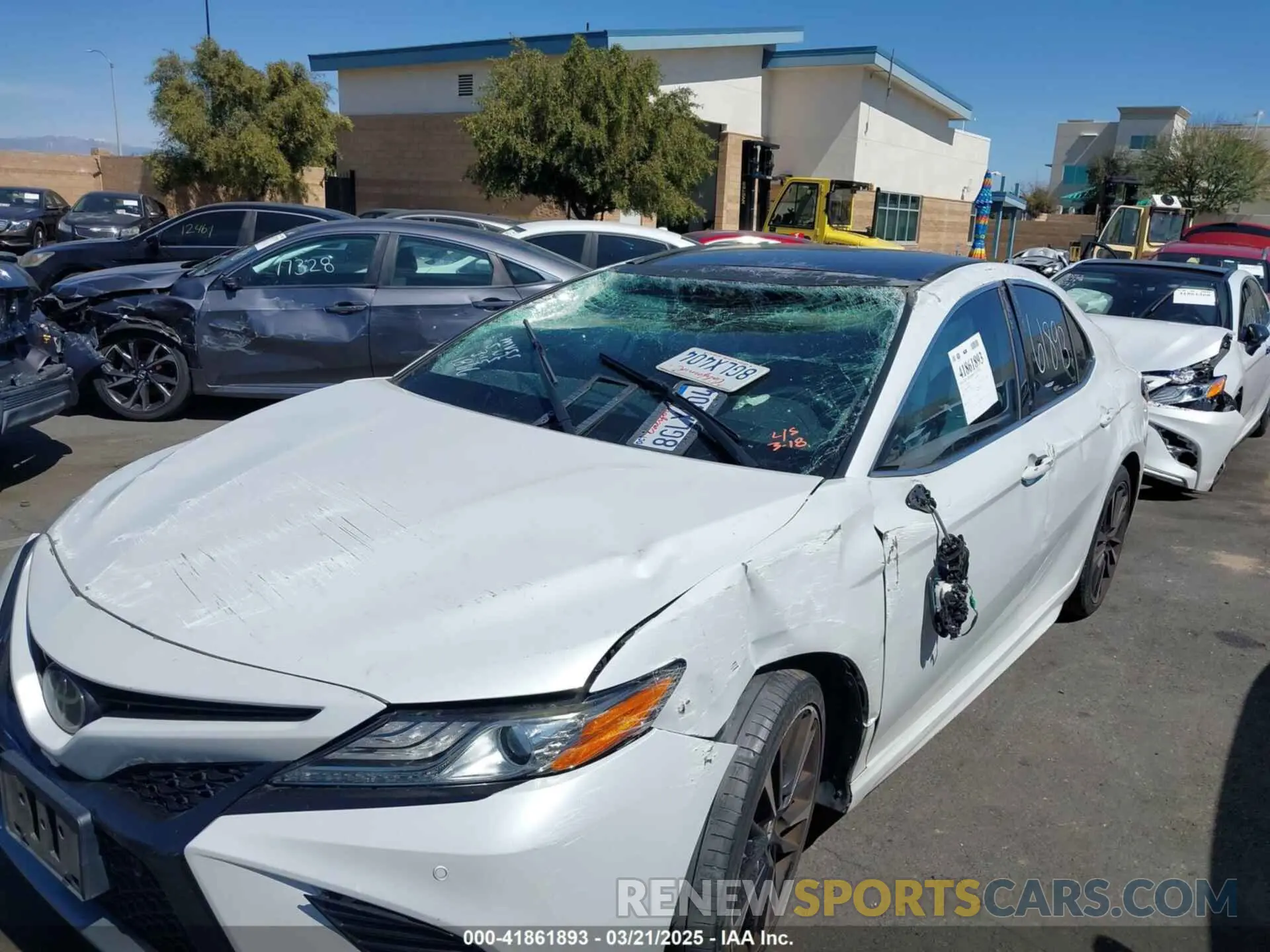 6 fotografías del automóvil dañado 4T1B61HK4KU691866 TOYOTA CAMRY 2019
