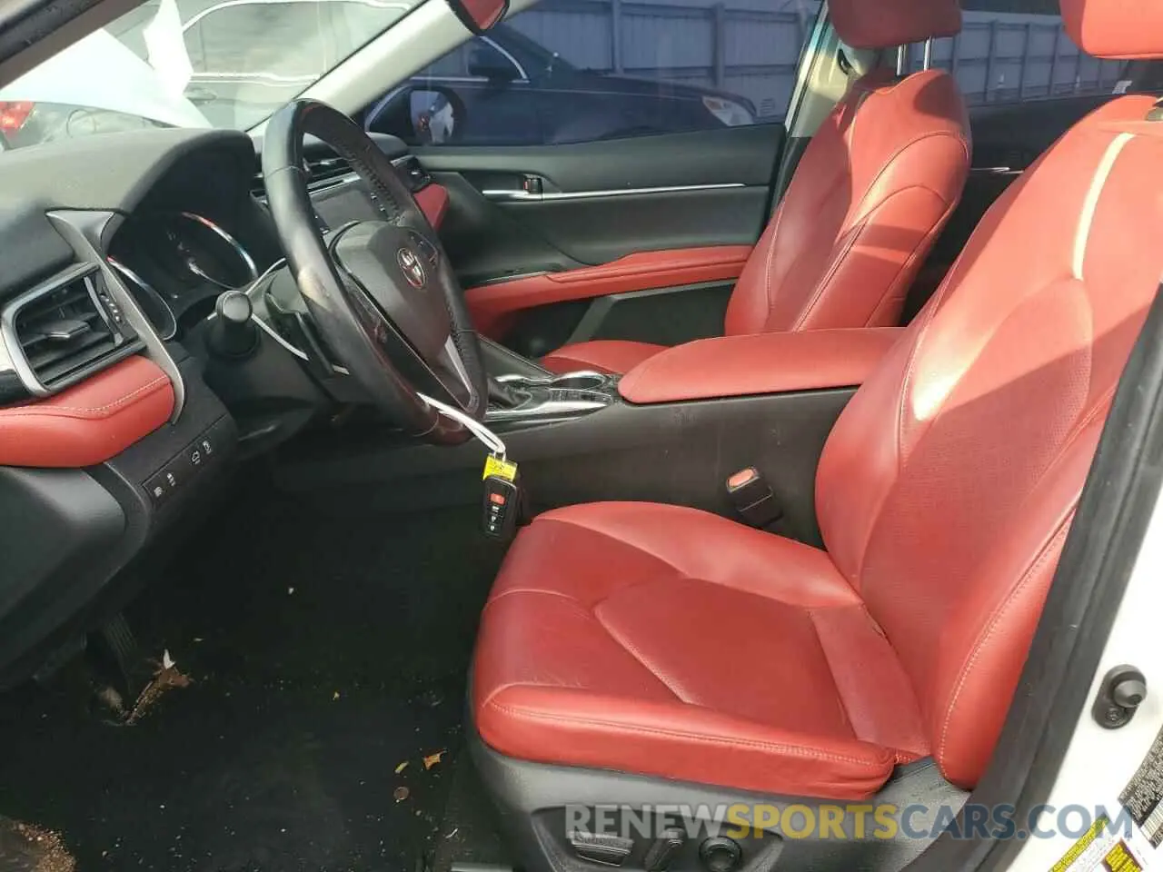 7 fotografías del automóvil dañado 4T1B61HK4KU723313 TOYOTA CAMRY 2019