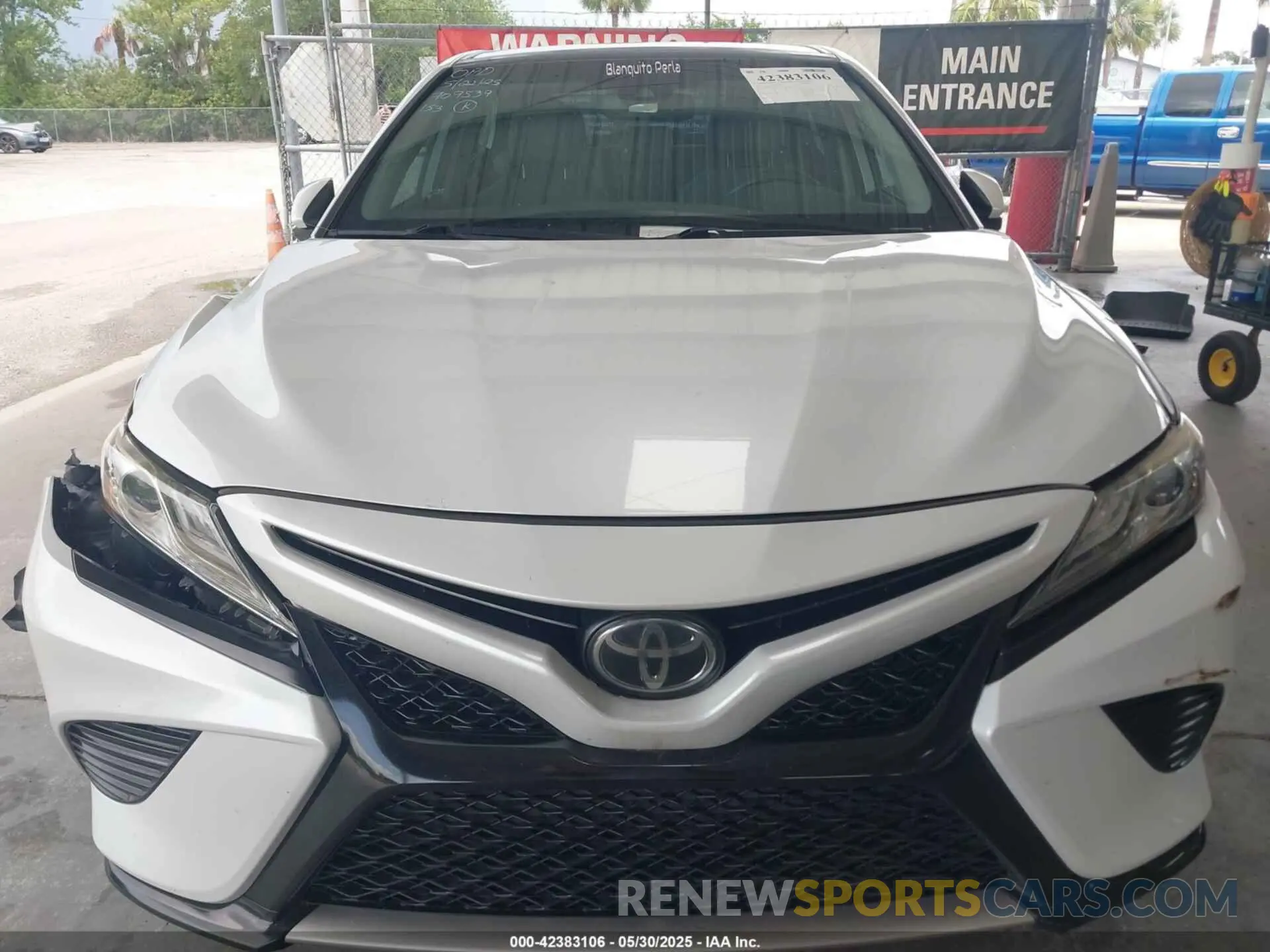 12 fotografías del automóvil dañado 4T1B61HK4KU749152 TOYOTA CAMRY 2019