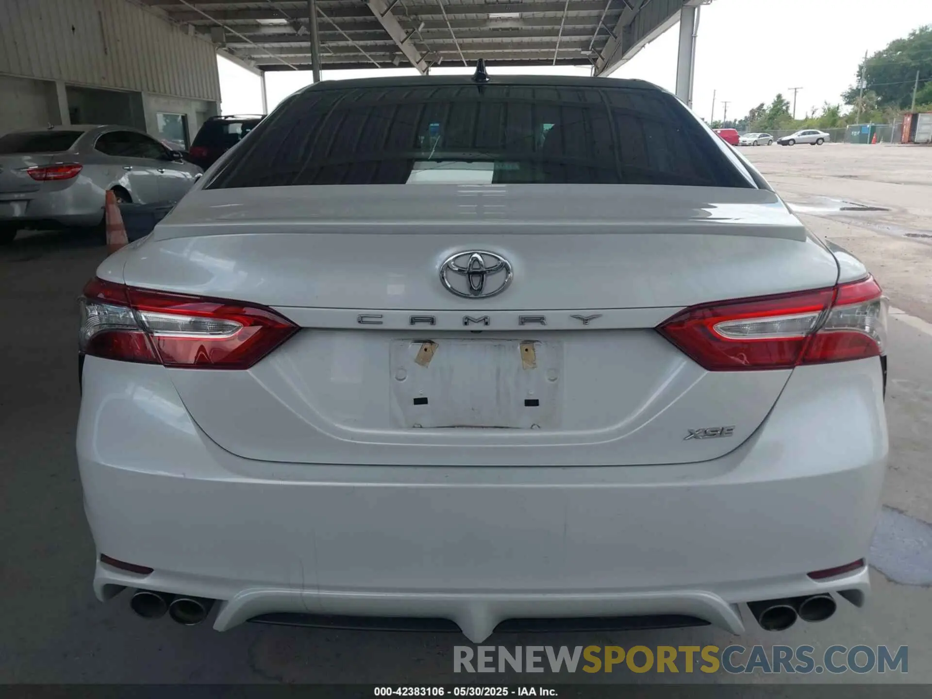 16 fotografías del automóvil dañado 4T1B61HK4KU749152 TOYOTA CAMRY 2019