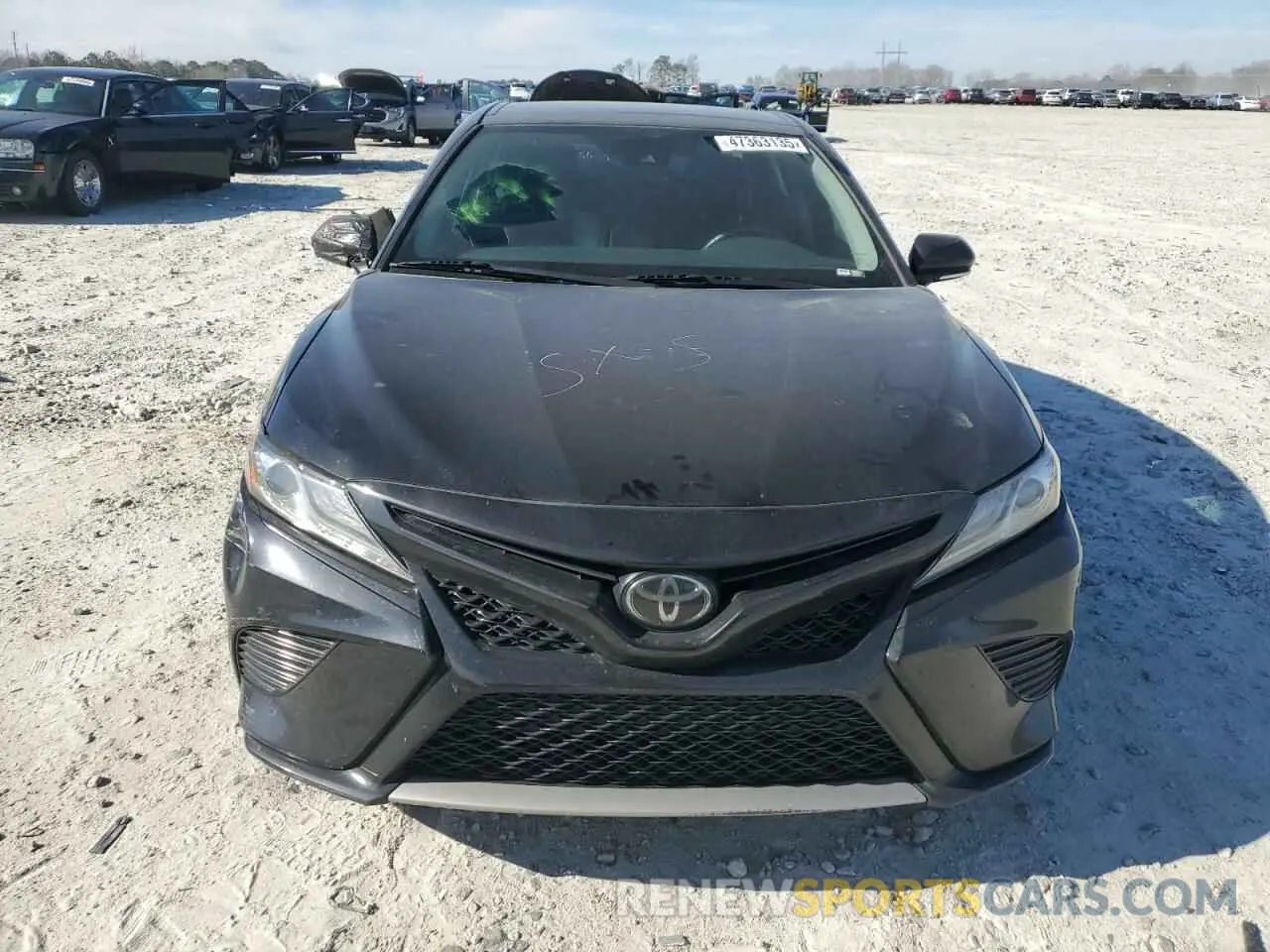 5 fotografías del automóvil dañado 4T1B61HK4KU769160 TOYOTA CAMRY 2019
