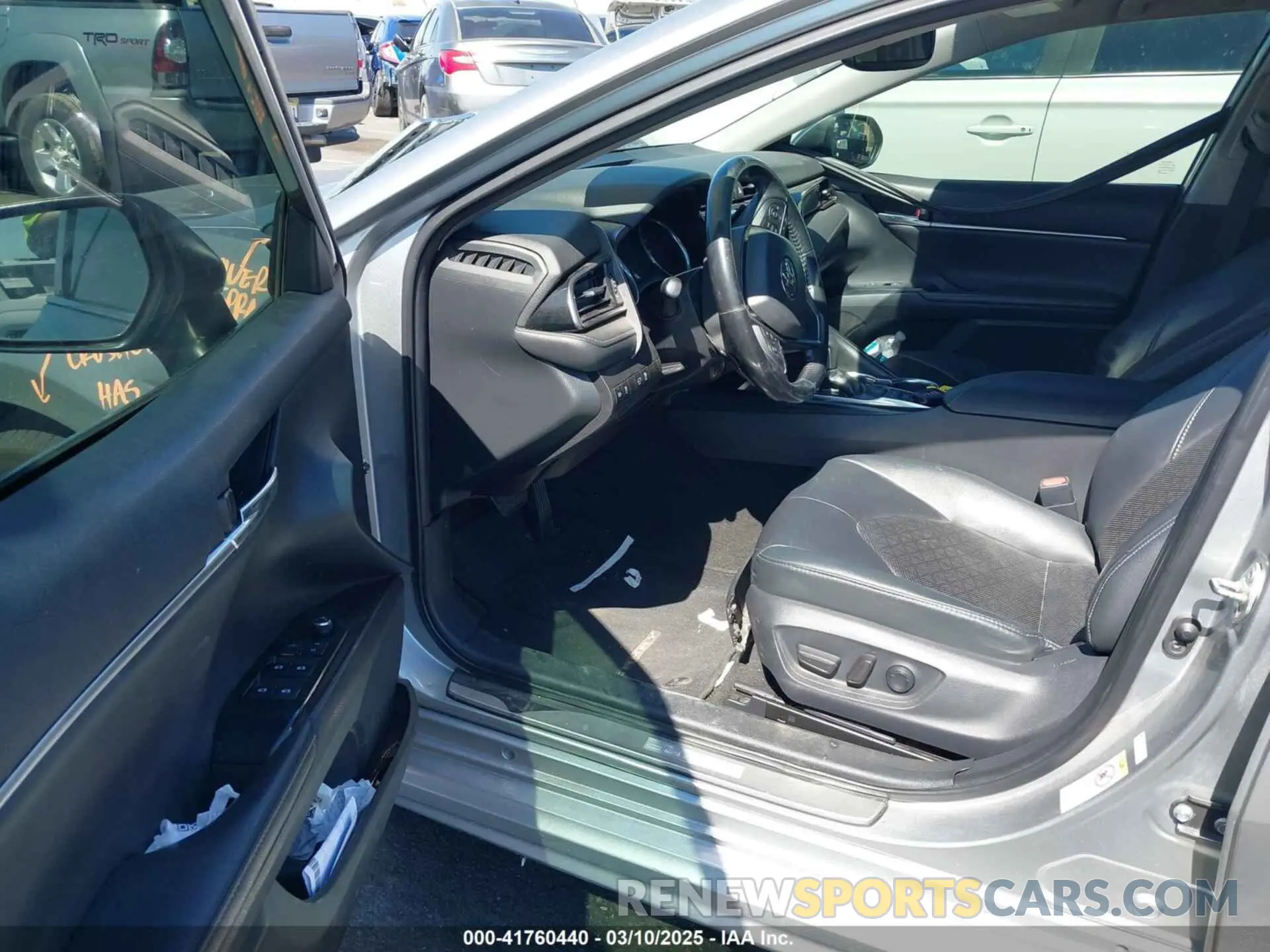 5 fotografías del automóvil dañado 4T1B61HK5KU177797 TOYOTA CAMRY 2019