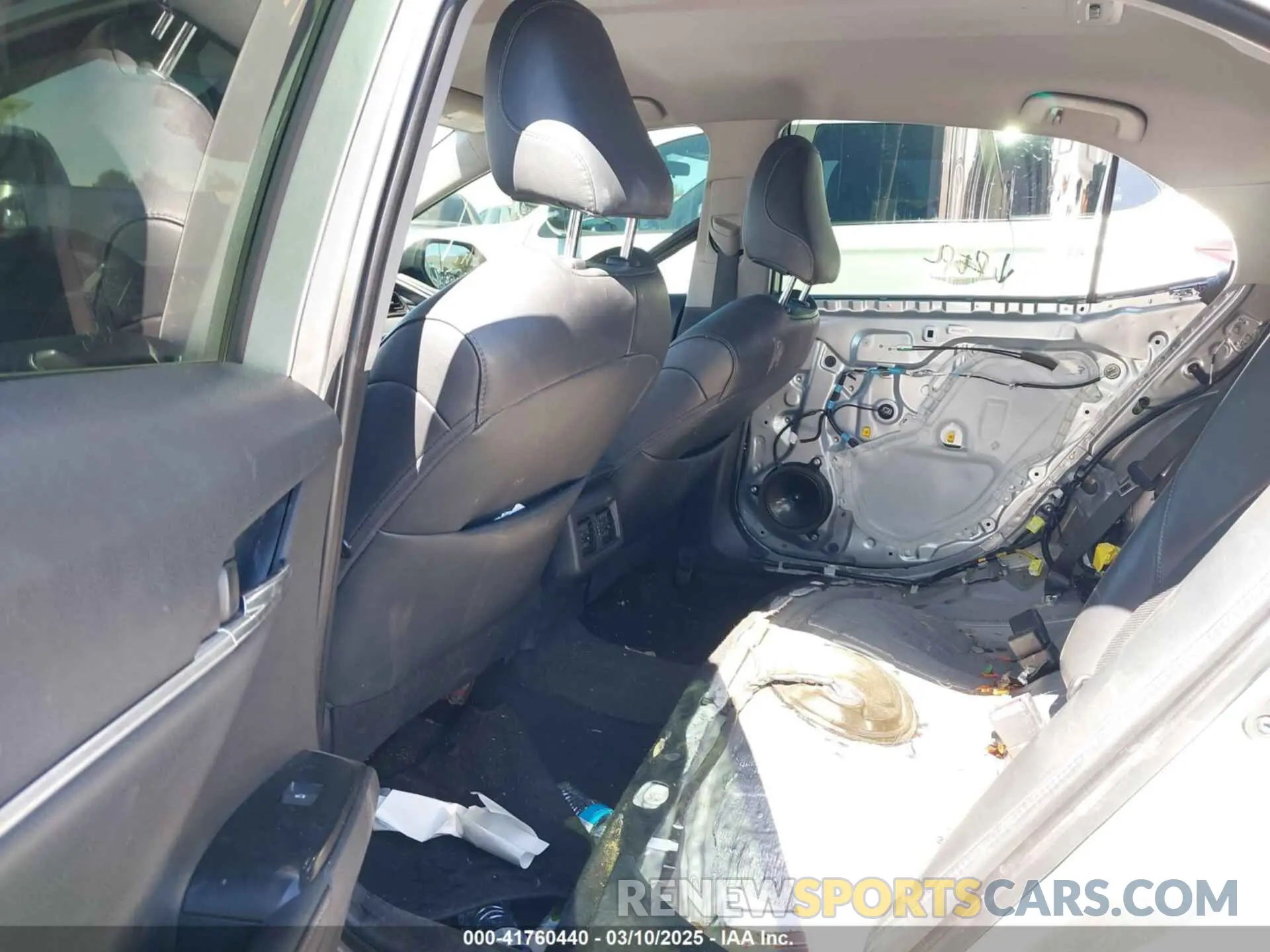 8 fotografías del automóvil dañado 4T1B61HK5KU177797 TOYOTA CAMRY 2019