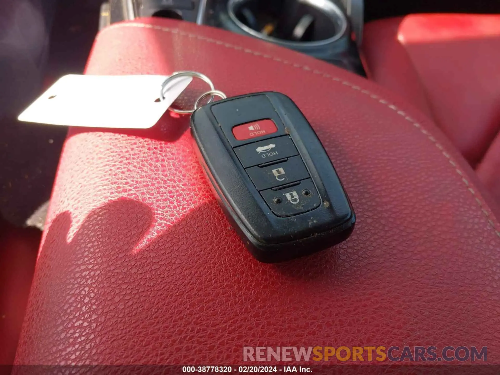 11 fotografías del automóvil dañado 4T1B61HK5KU218347 TOYOTA CAMRY 2019