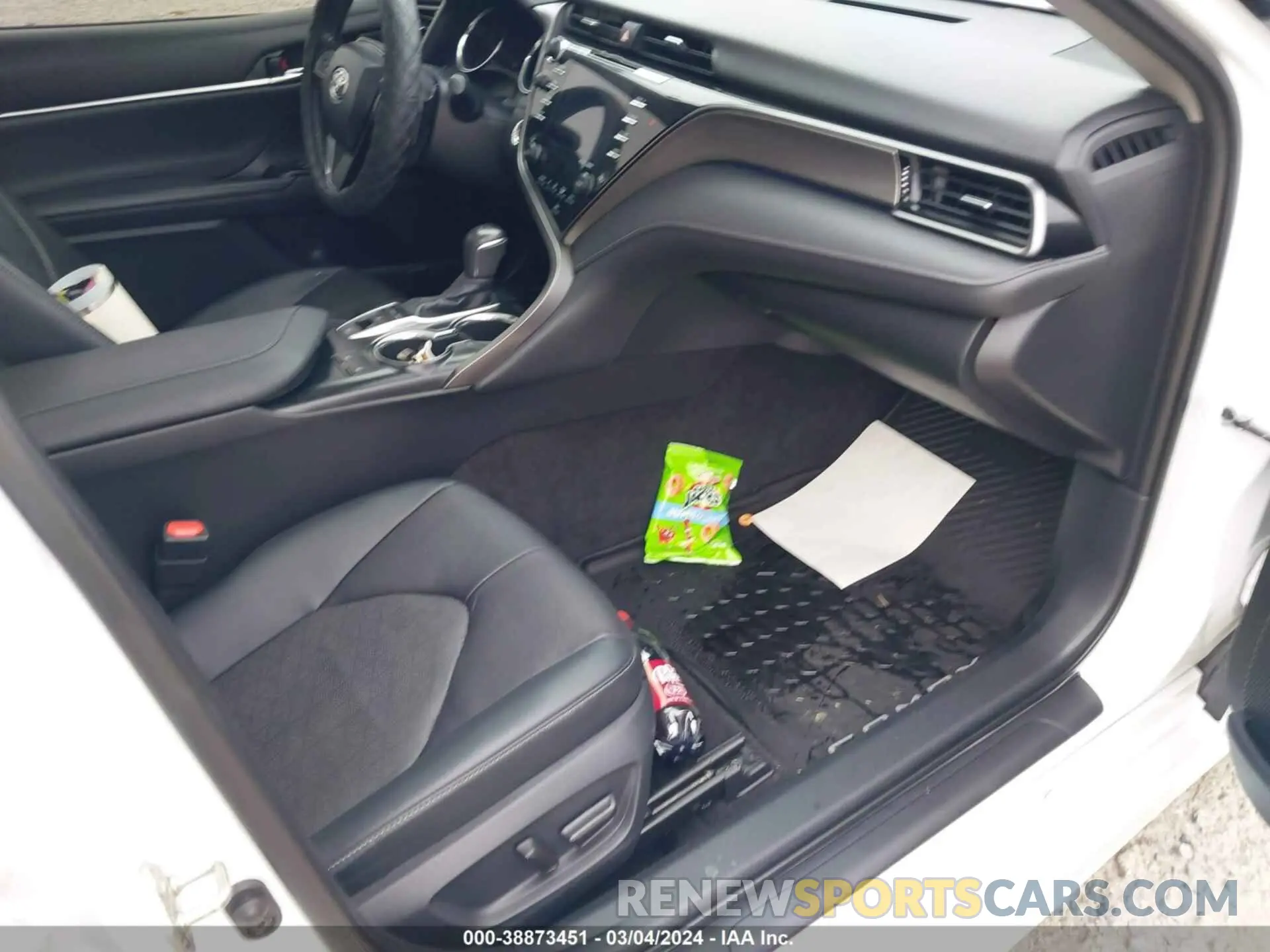 5 fotografías del automóvil dañado 4T1B61HK5KU253065 TOYOTA CAMRY 2019