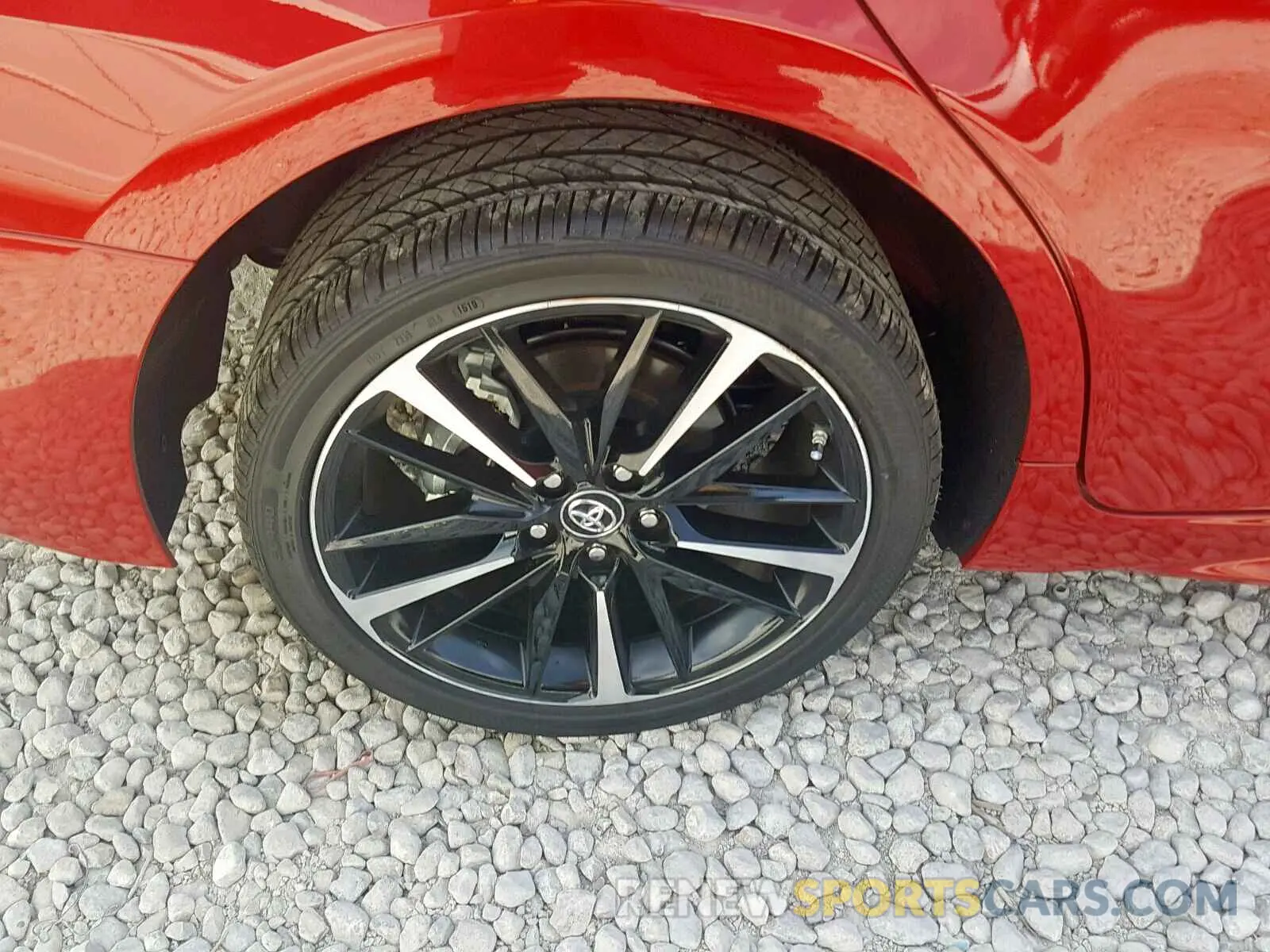 9 fotografías del automóvil dañado 4T1B61HK5KU256712 TOYOTA CAMRY 2019