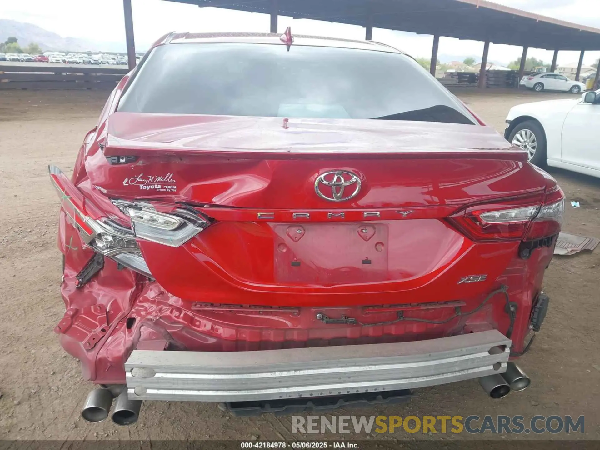6 fotografías del automóvil dañado 4T1B61HK5KU288320 TOYOTA CAMRY 2019