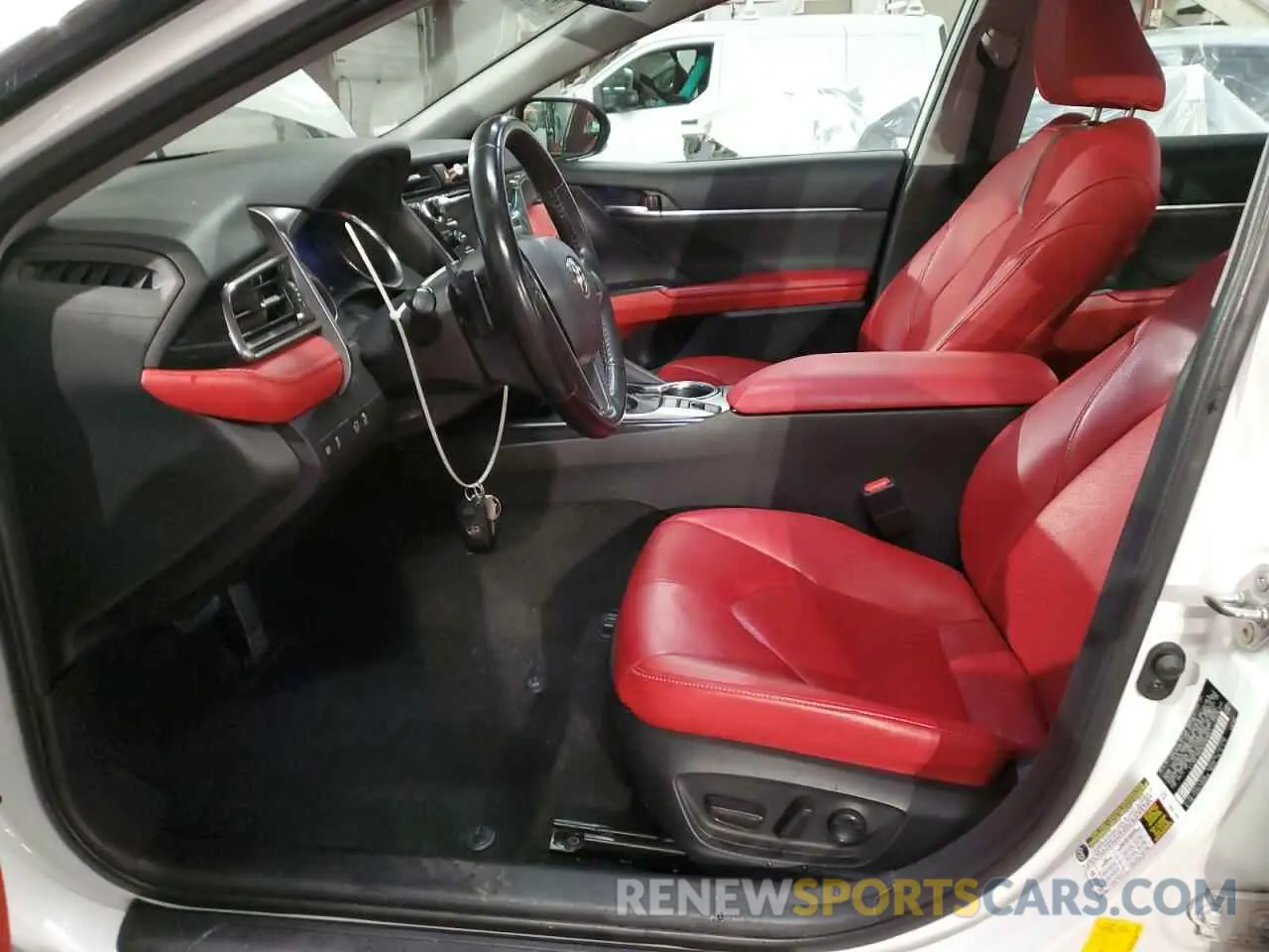 7 fotografías del automóvil dañado 4T1B61HK5KU289001 TOYOTA CAMRY 2019