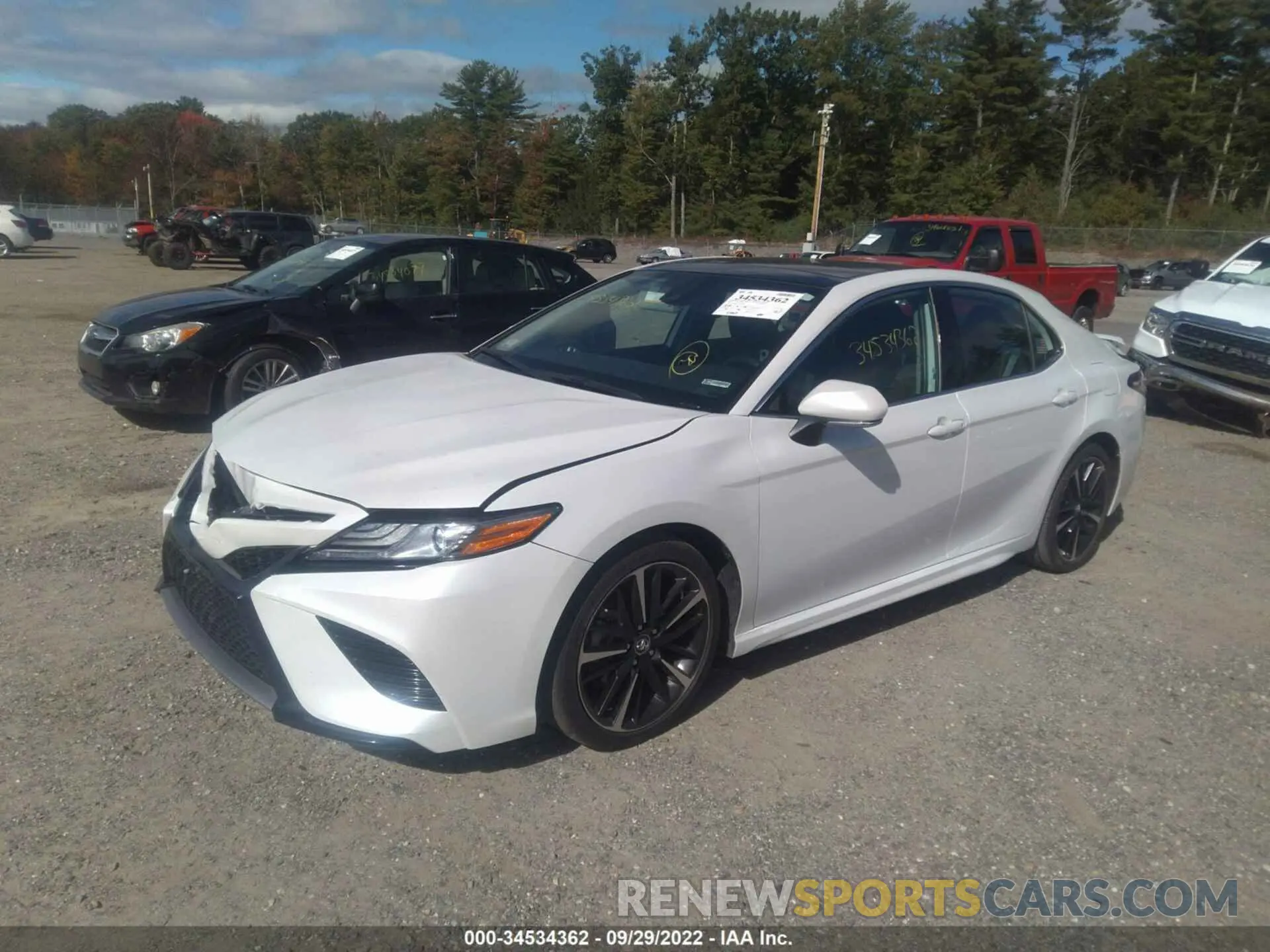 2 fotografías del automóvil dañado 4T1B61HK5KU741450 TOYOTA CAMRY 2019