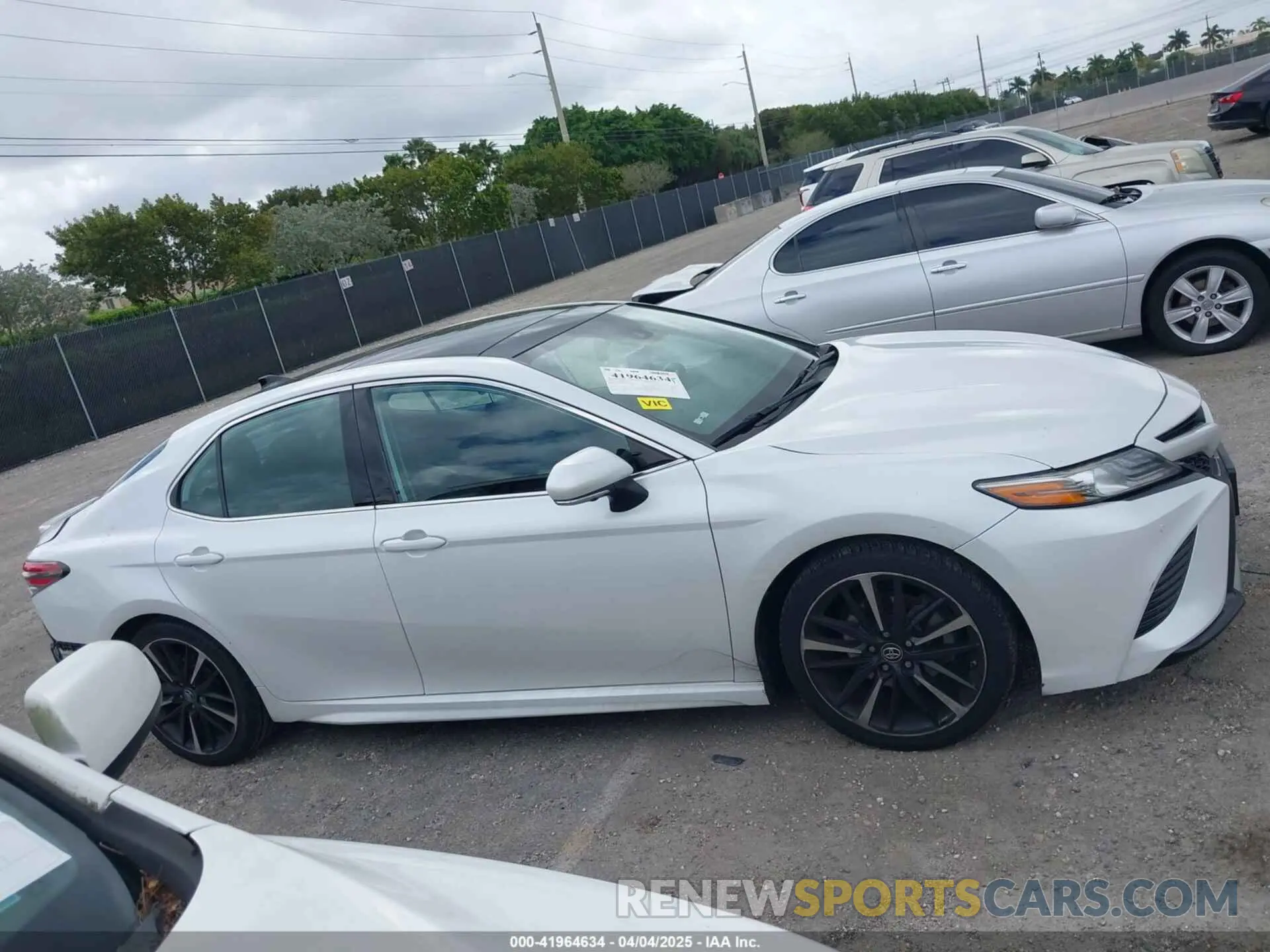 13 fotografías del automóvil dañado 4T1B61HK5KU813375 TOYOTA CAMRY 2019
