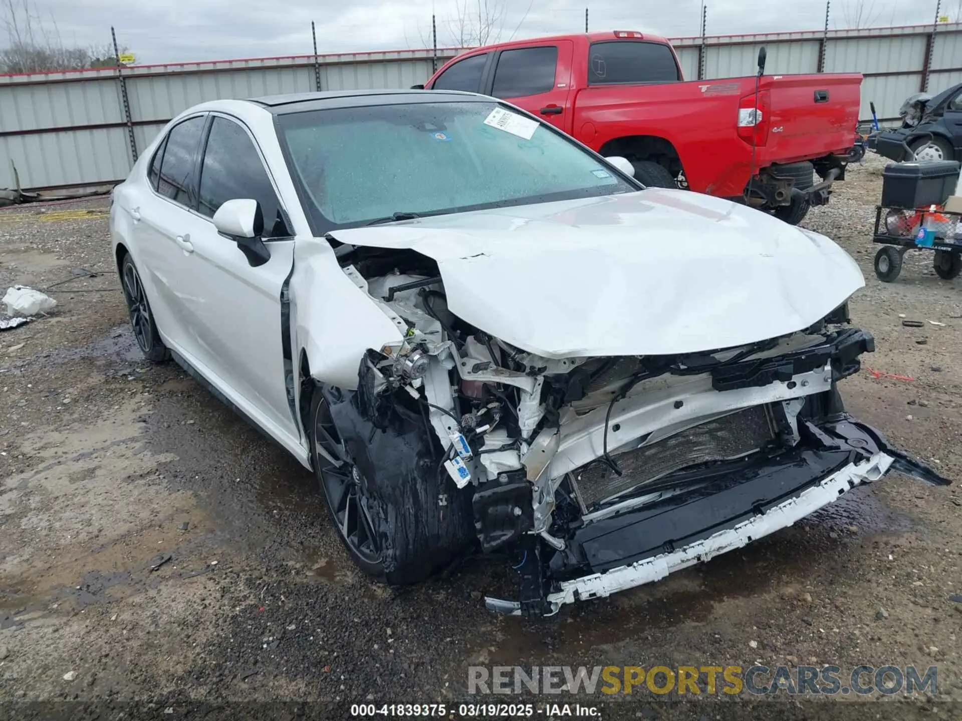 1 fotografías del automóvil dañado 4T1B61HK5KU839734 TOYOTA CAMRY 2019