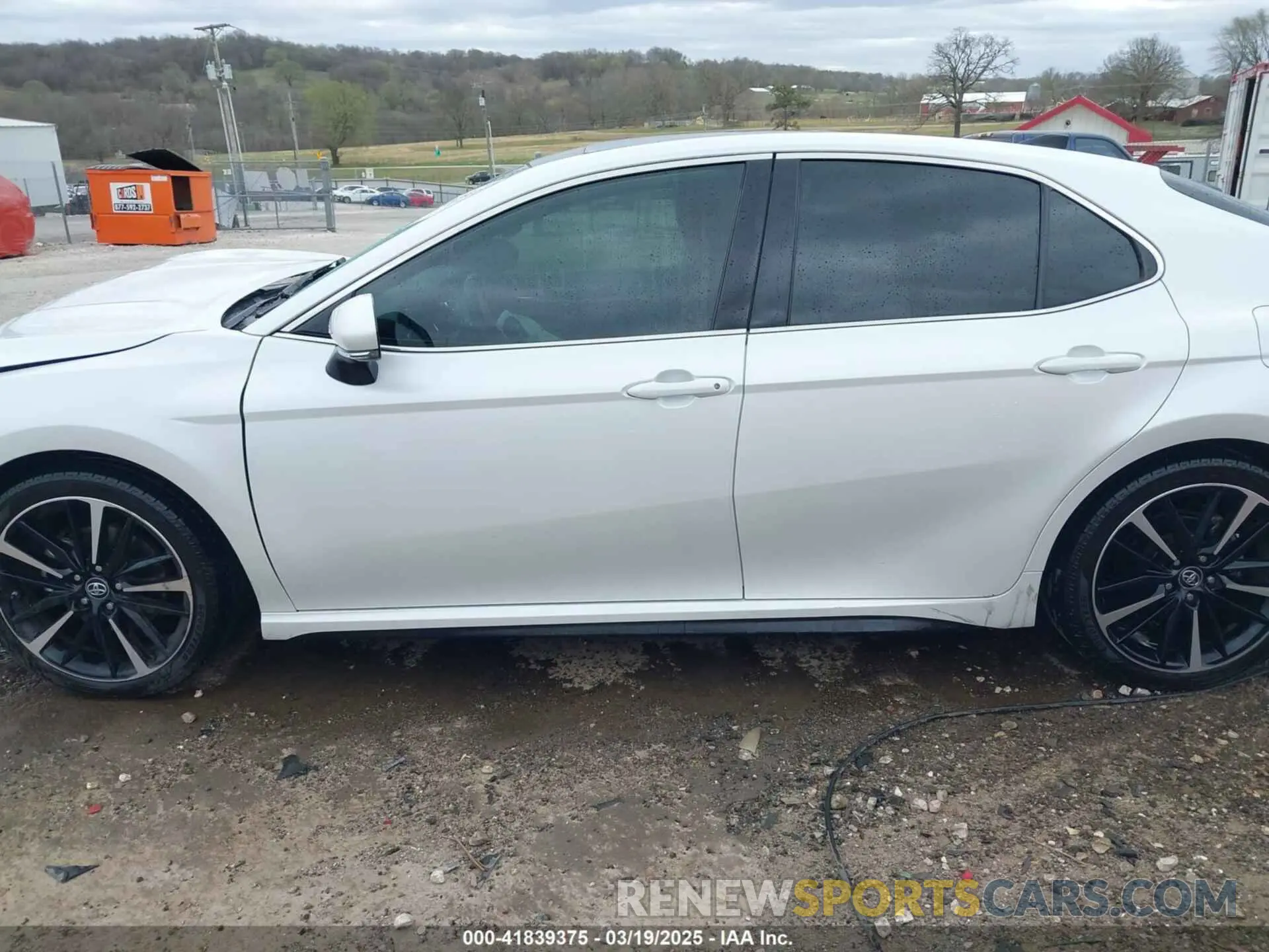 15 fotografías del automóvil dañado 4T1B61HK5KU839734 TOYOTA CAMRY 2019