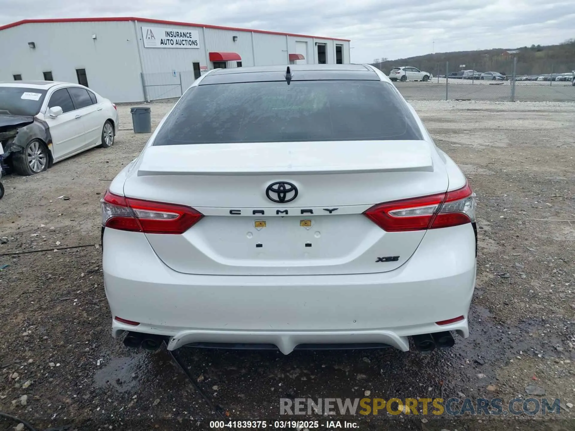 17 fotografías del automóvil dañado 4T1B61HK5KU839734 TOYOTA CAMRY 2019