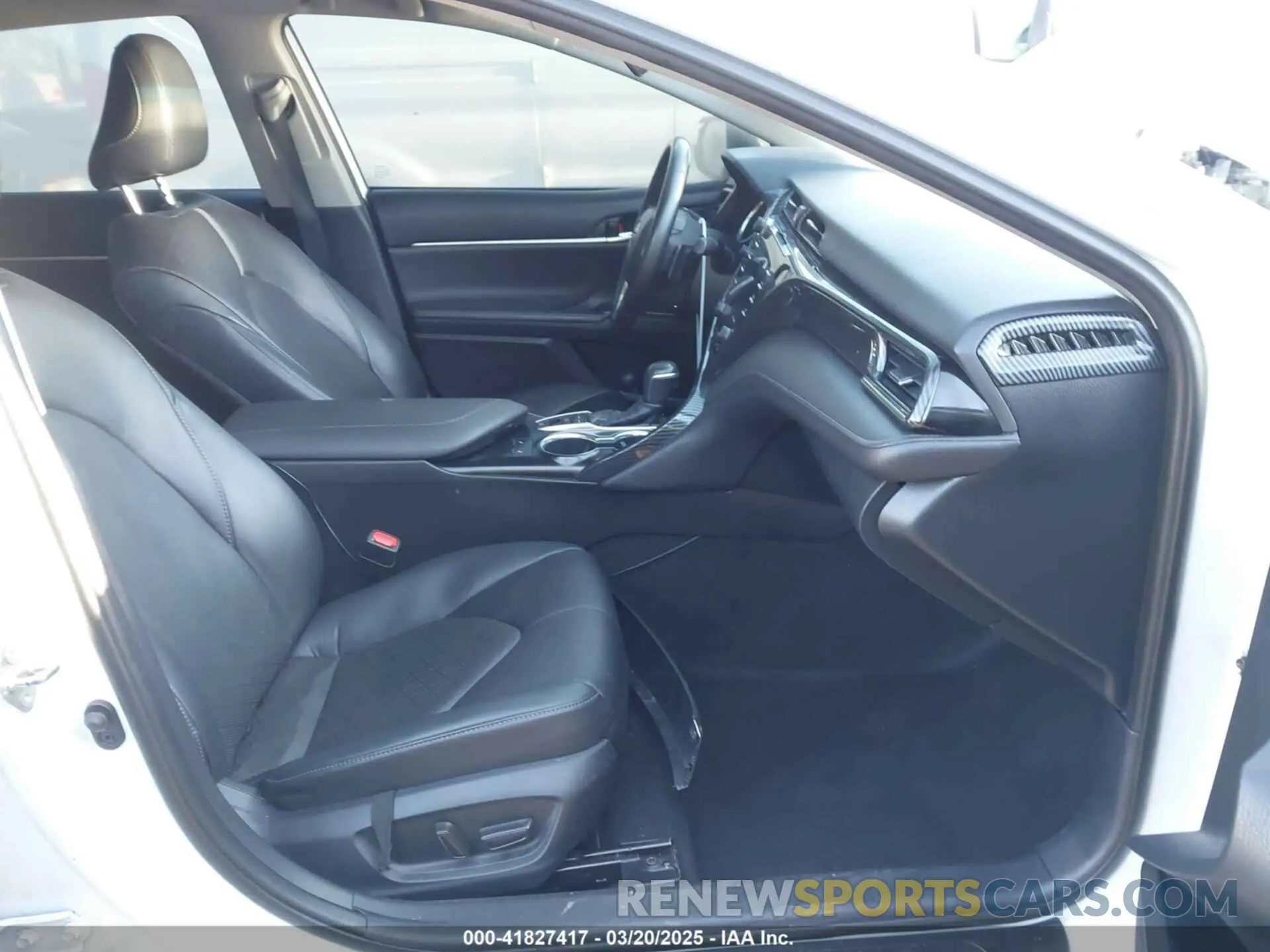 5 fotografías del automóvil dañado 4T1B61HK5KU850068 TOYOTA CAMRY 2019
