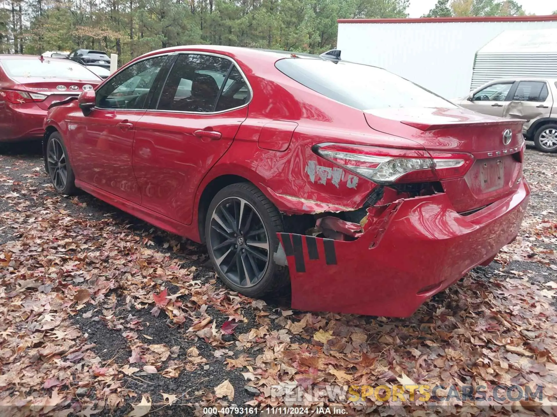 3 fotografías del automóvil dañado 4T1B61HK6KU299083 TOYOTA CAMRY 2019