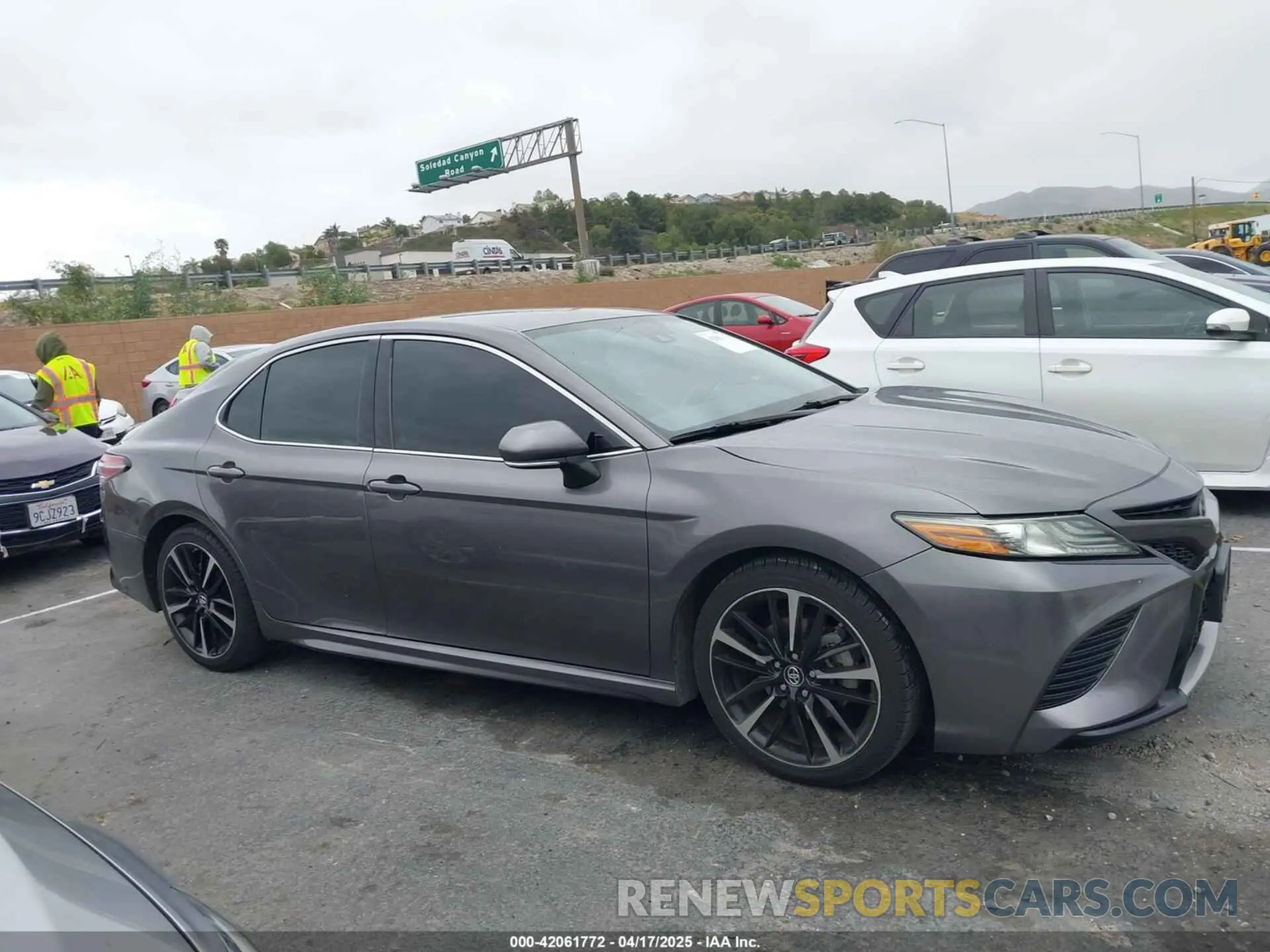 13 fotografías del automóvil dañado 4T1B61HK6KU709008 TOYOTA CAMRY 2019