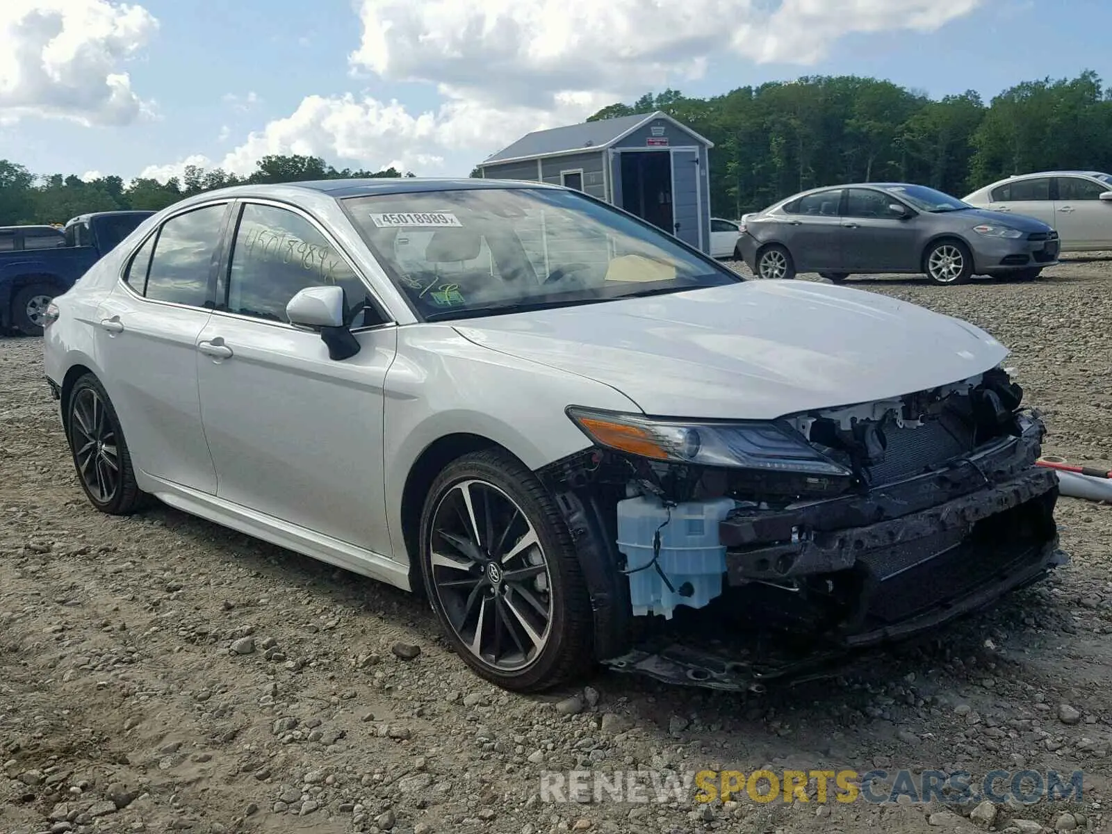 1 fotografías del automóvil dañado 4T1B61HK6KU757656 TOYOTA CAMRY 2019