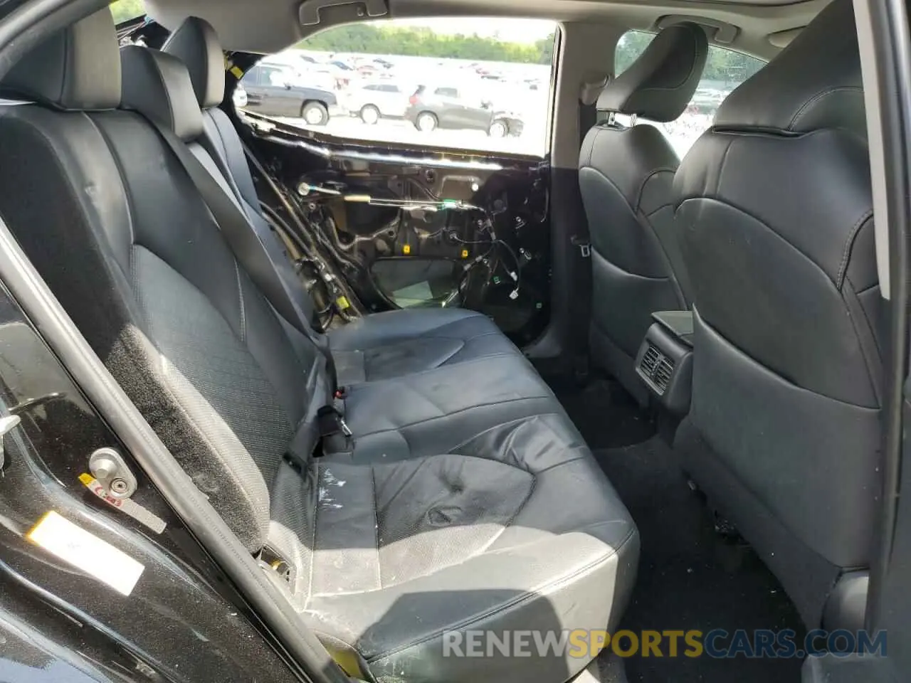 10 fotografías del automóvil dañado 4T1B61HK7KU185920 TOYOTA CAMRY 2019