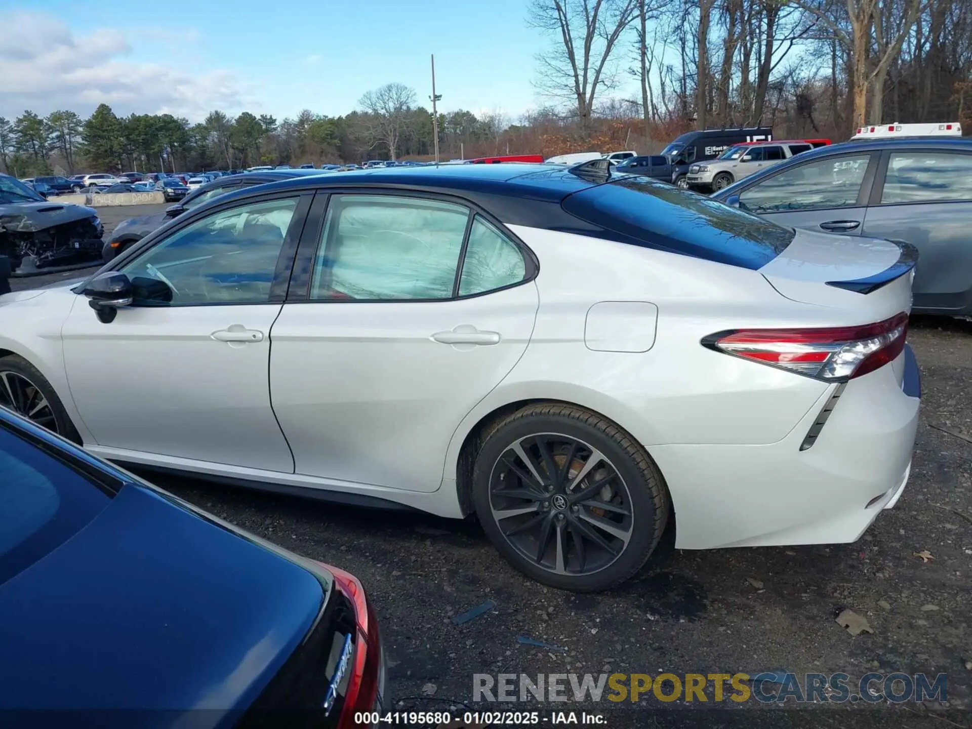 14 fotografías del automóvil dañado 4T1B61HK7KU205566 TOYOTA CAMRY 2019