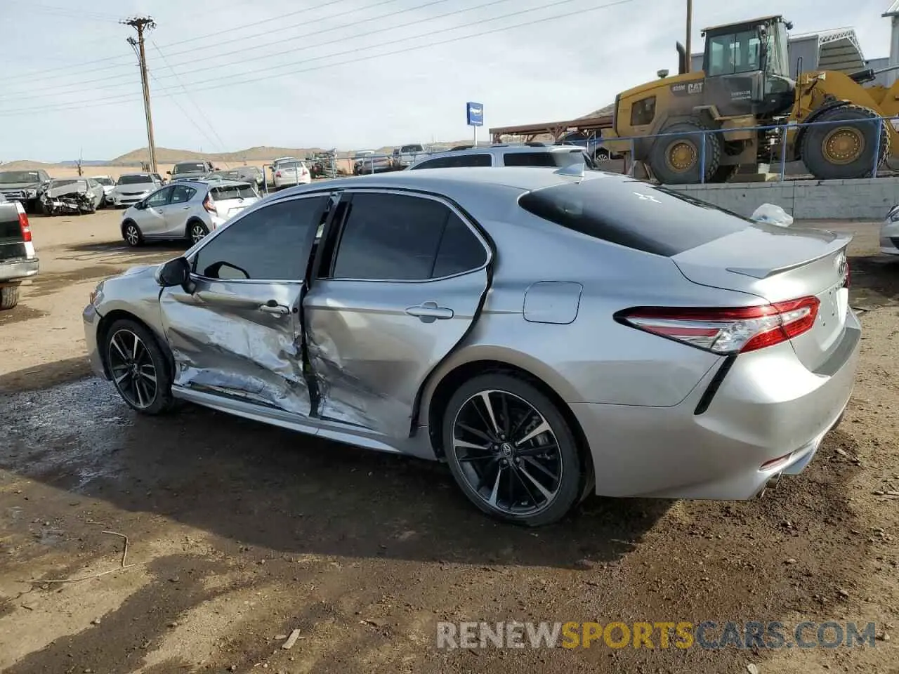 2 fotografías del automóvil dañado 4T1B61HK7KU212534 TOYOTA CAMRY 2019