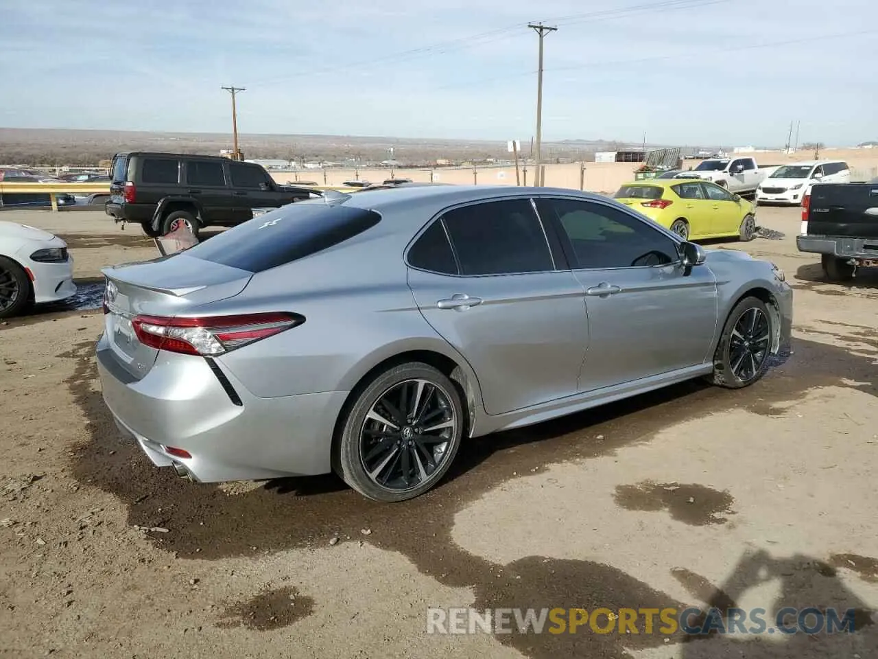 3 fotografías del automóvil dañado 4T1B61HK7KU212534 TOYOTA CAMRY 2019