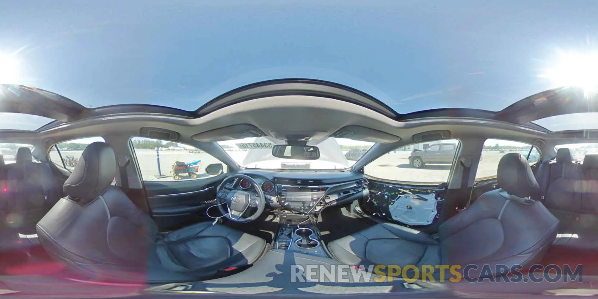 15 fotografías del automóvil dañado 4T1B61HK7KU227521 TOYOTA CAMRY 2019