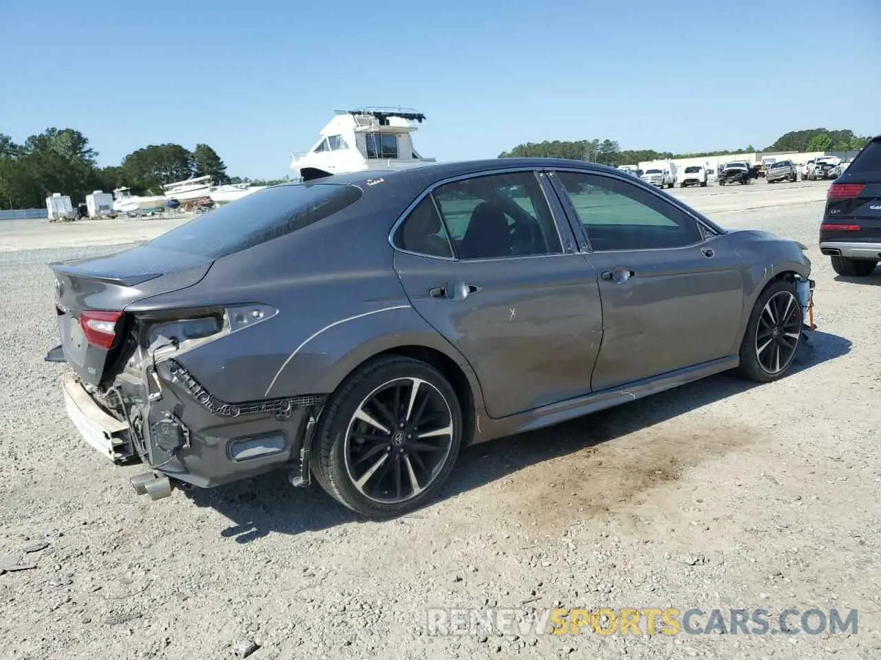3 fotografías del automóvil dañado 4T1B61HK7KU227521 TOYOTA CAMRY 2019