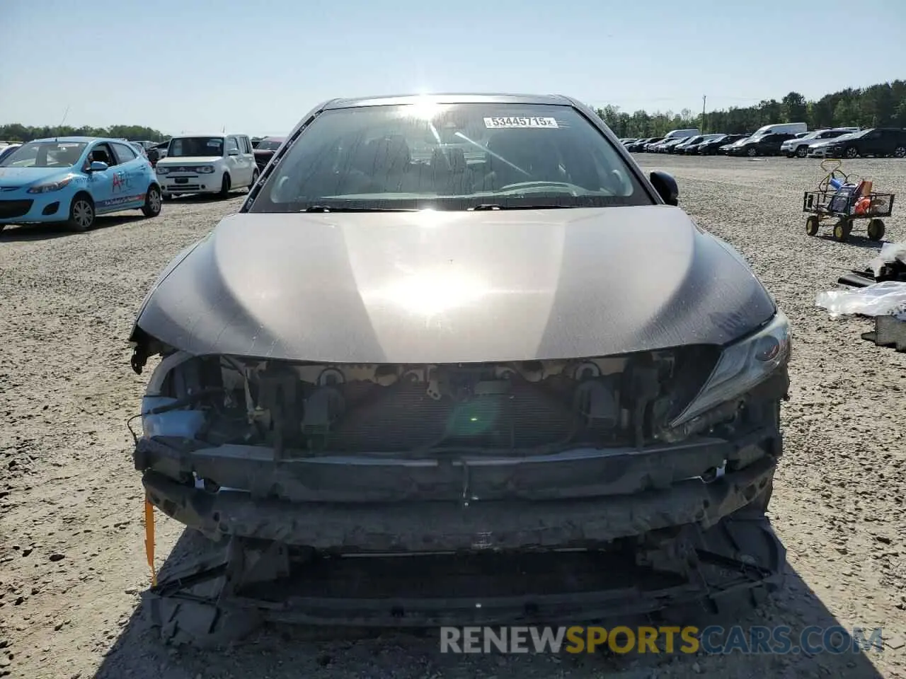 5 fotografías del automóvil dañado 4T1B61HK7KU227521 TOYOTA CAMRY 2019