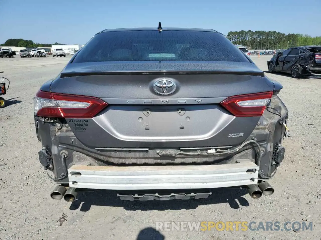 6 fotografías del automóvil dañado 4T1B61HK7KU227521 TOYOTA CAMRY 2019