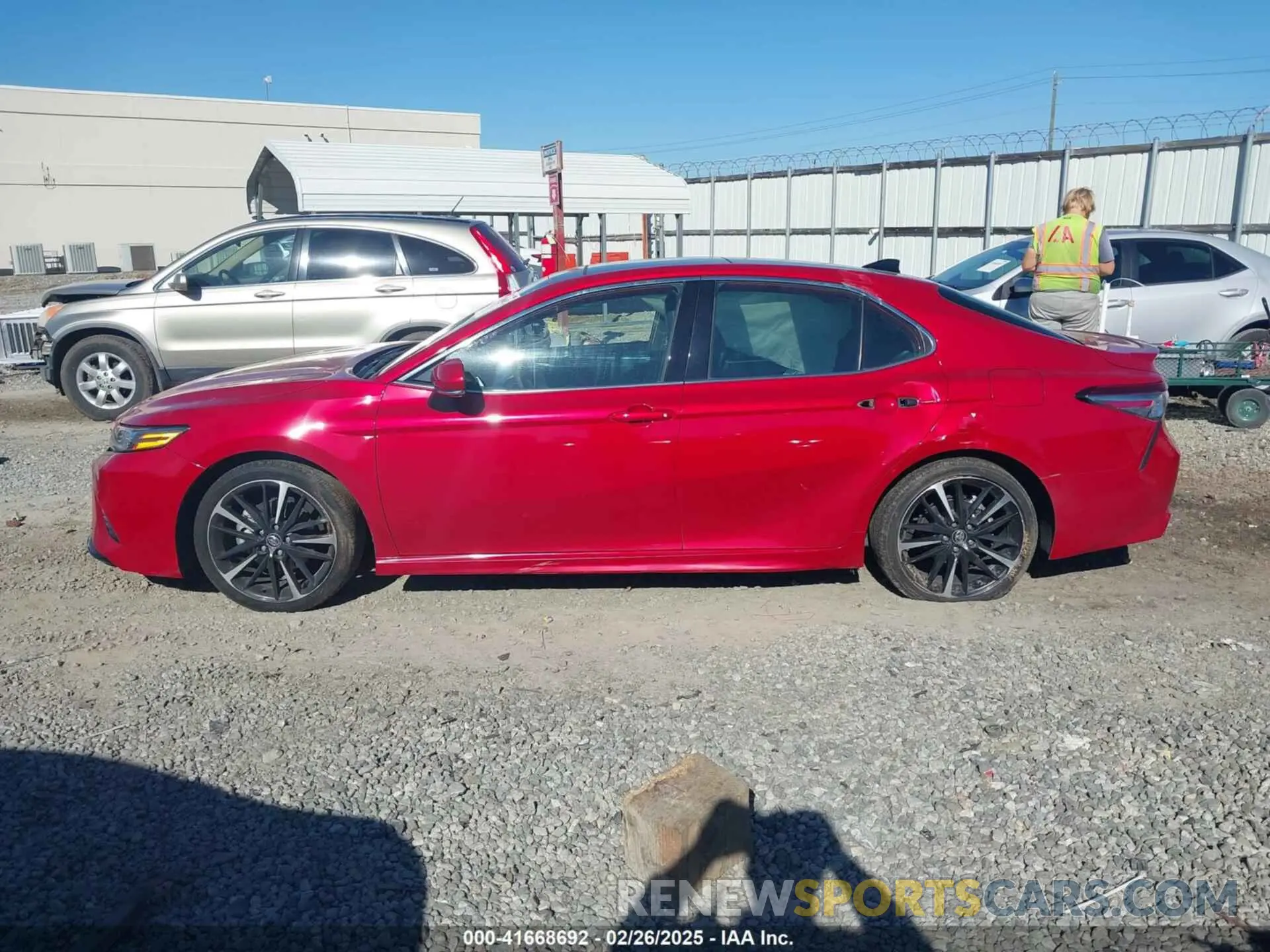 14 fotografías del automóvil dañado 4T1B61HK7KU252273 TOYOTA CAMRY 2019