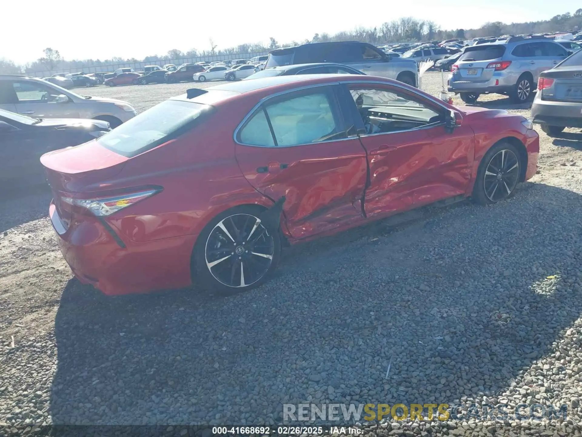4 fotografías del automóvil dañado 4T1B61HK7KU252273 TOYOTA CAMRY 2019