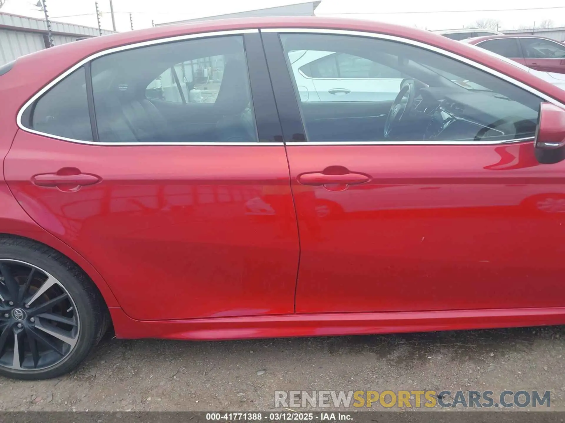 14 fotografías del automóvil dañado 4T1B61HK7KU259014 TOYOTA CAMRY 2019