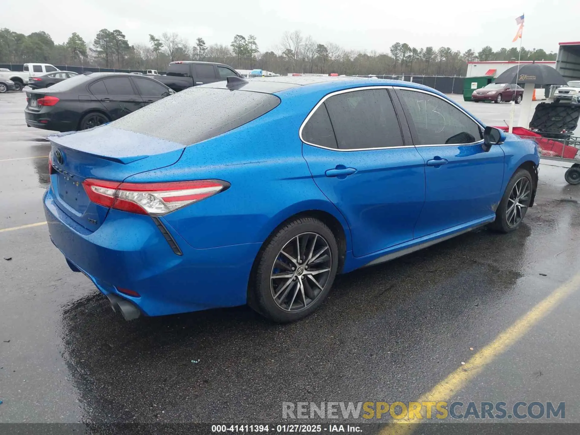 4 fotografías del automóvil dañado 4T1B61HK7KU282194 TOYOTA CAMRY 2019