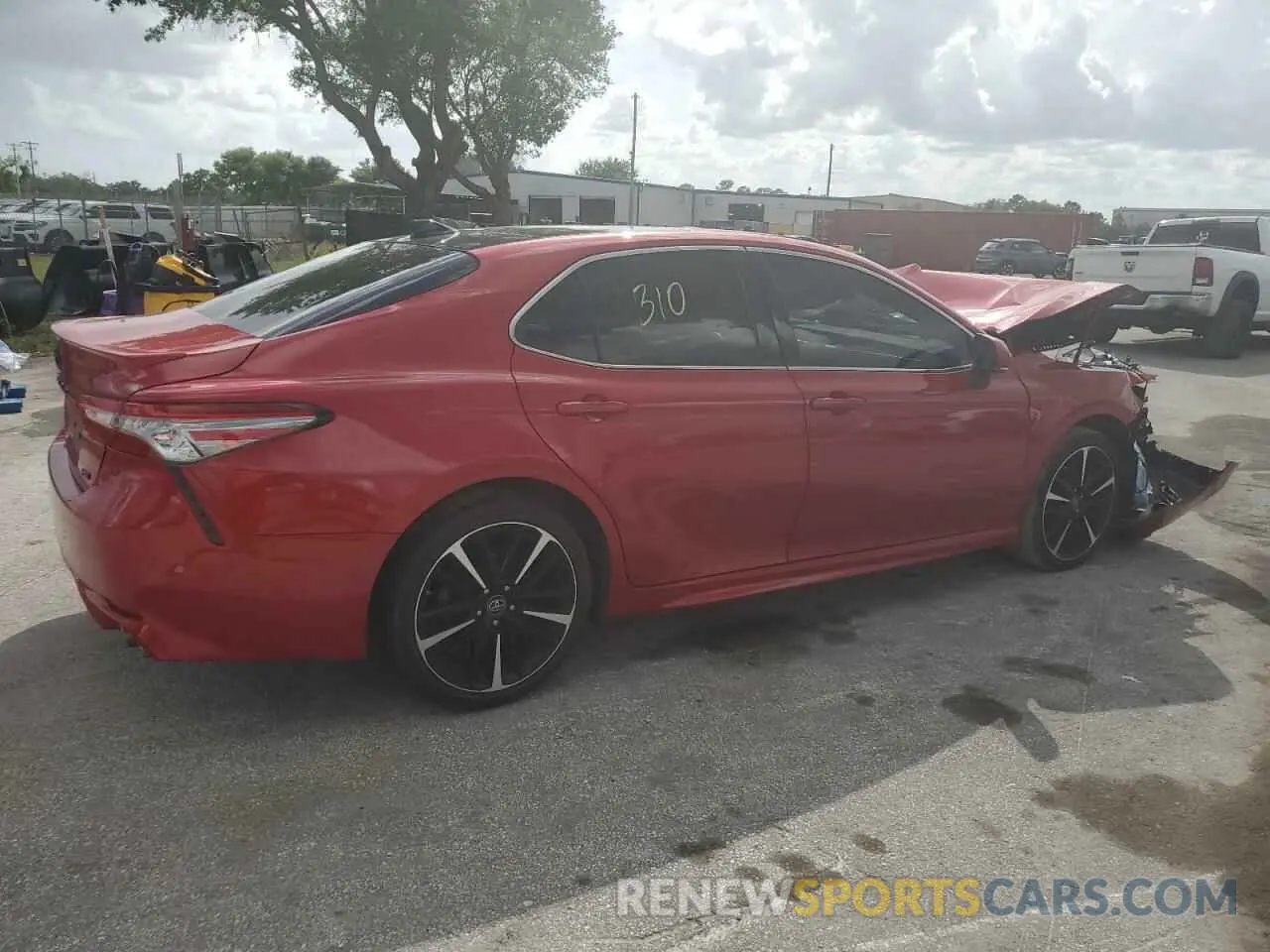 3 fotografías del automóvil dañado 4T1B61HK7KU284107 TOYOTA CAMRY 2019