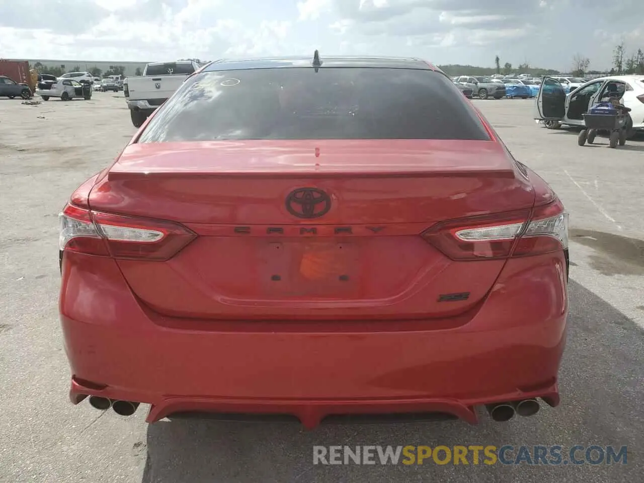 6 fotografías del automóvil dañado 4T1B61HK7KU284107 TOYOTA CAMRY 2019