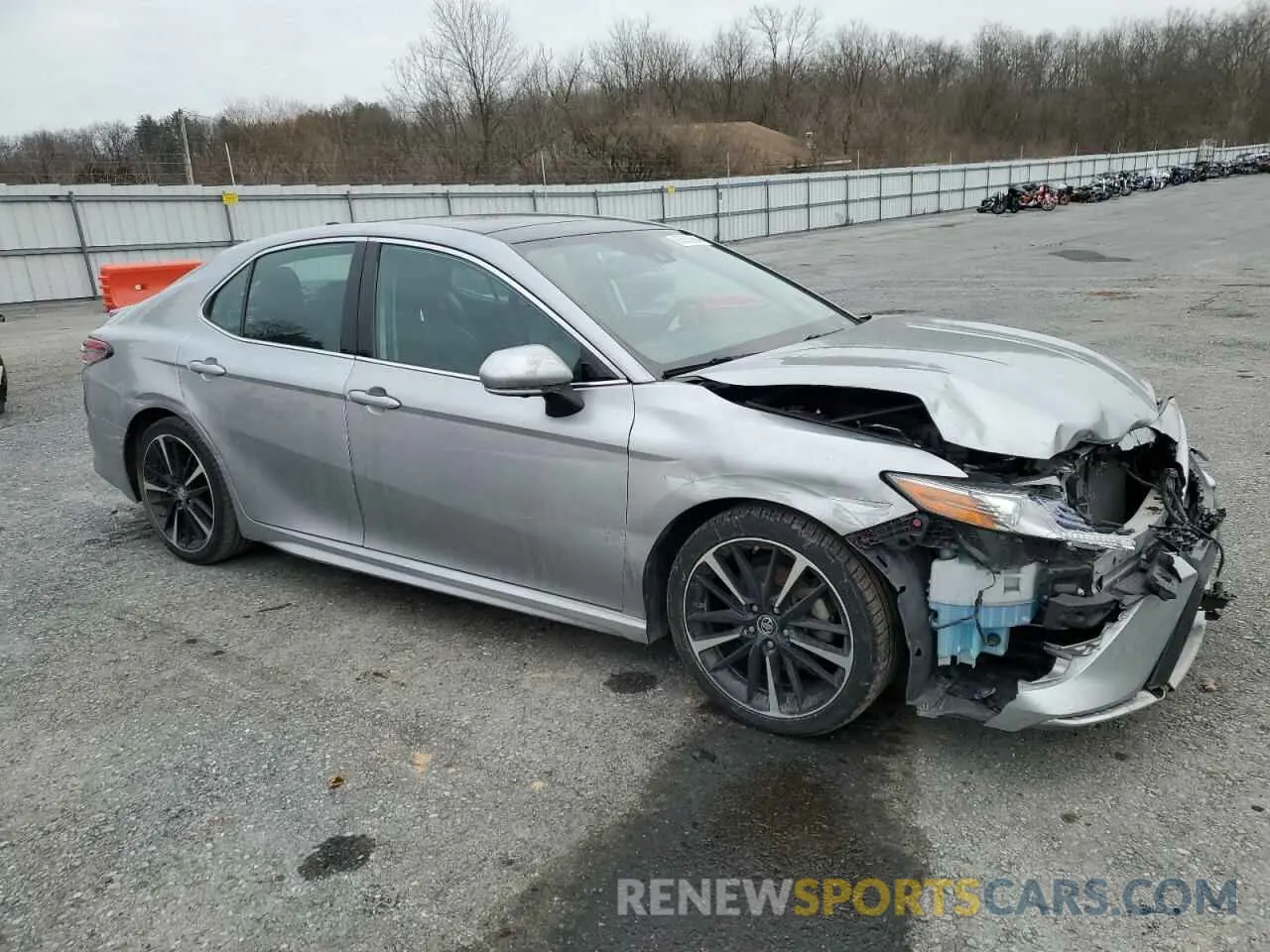 4 fotografías del automóvil dañado 4T1B61HK7KU751378 TOYOTA CAMRY 2019