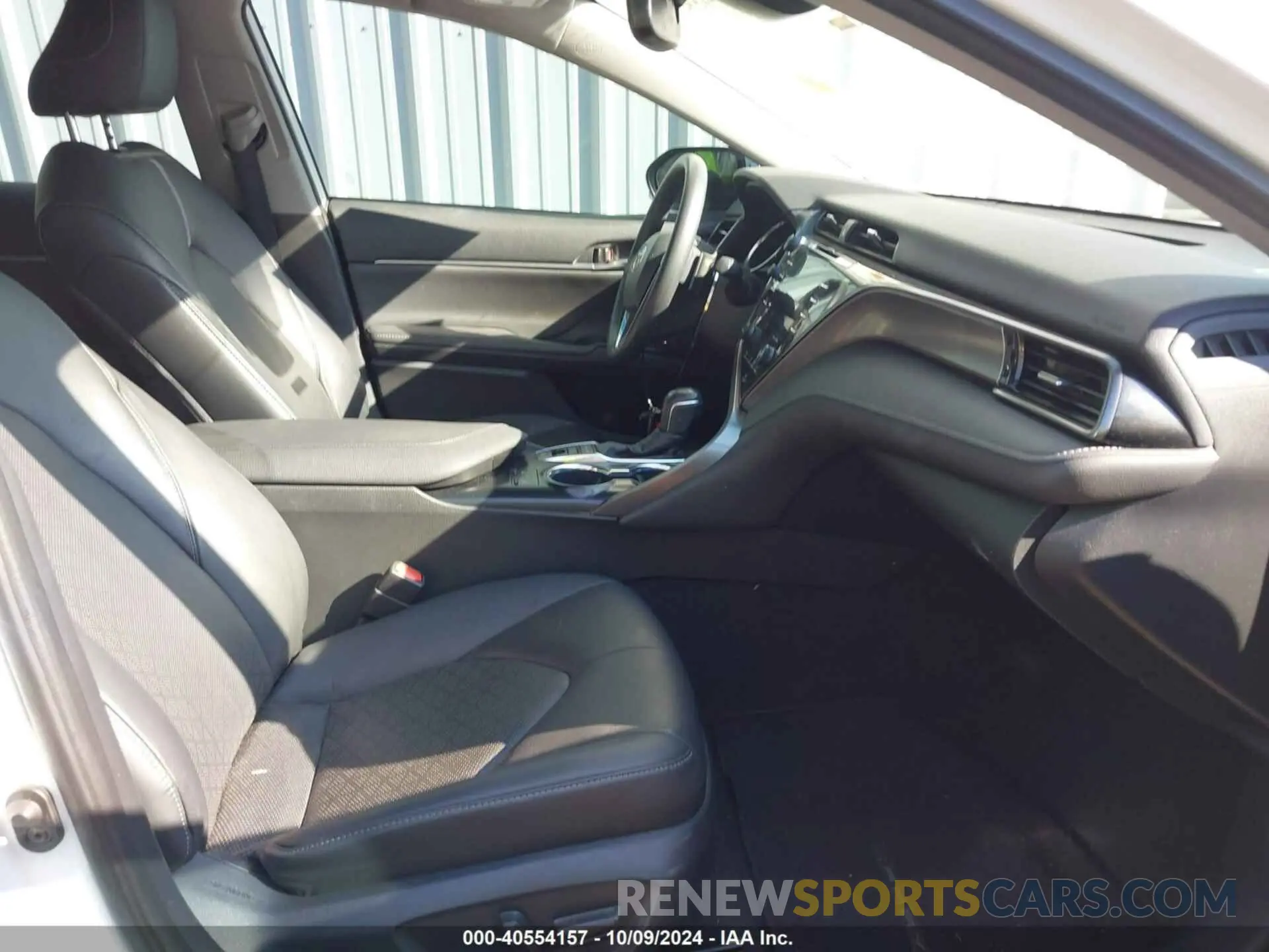 5 fotografías del automóvil dañado 4T1B61HK7KU833319 TOYOTA CAMRY 2019
