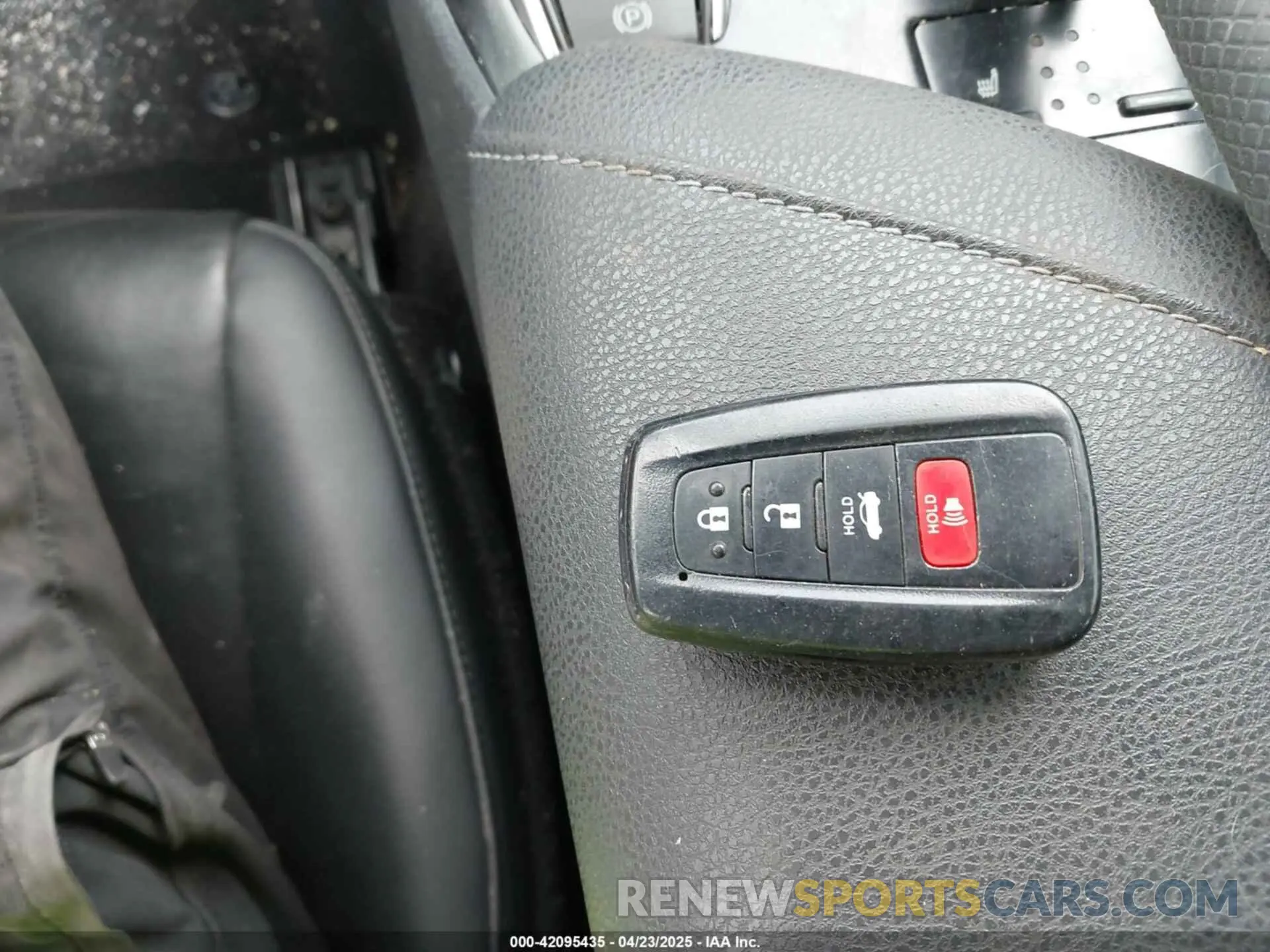 11 fotografías del automóvil dañado 4T1B61HK7KU841193 TOYOTA CAMRY 2019