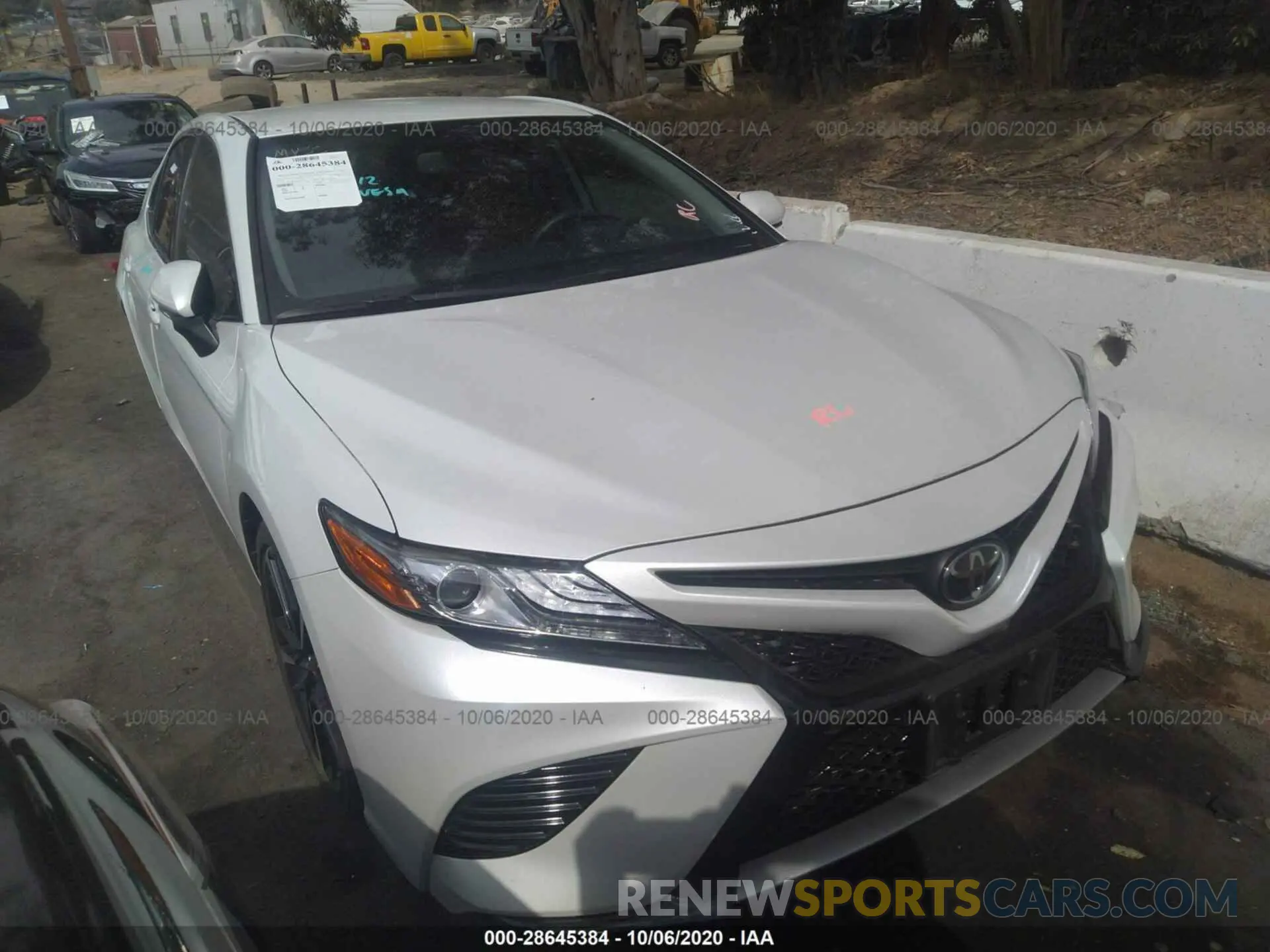 1 fotografías del automóvil dañado 4T1B61HK7KU841999 TOYOTA CAMRY 2019