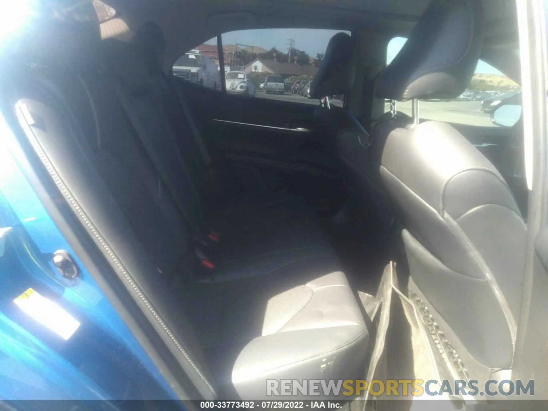 8 fotografías del automóvil dañado 4T1B61HK8KU172044 TOYOTA CAMRY 2019