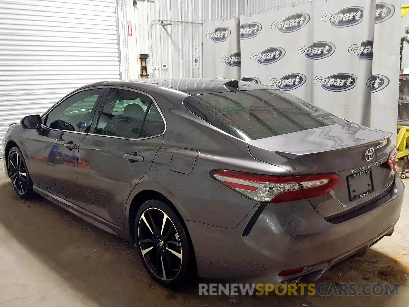 3 fotografías del automóvil dañado 4T1B61HK8KU181391 TOYOTA CAMRY 2019