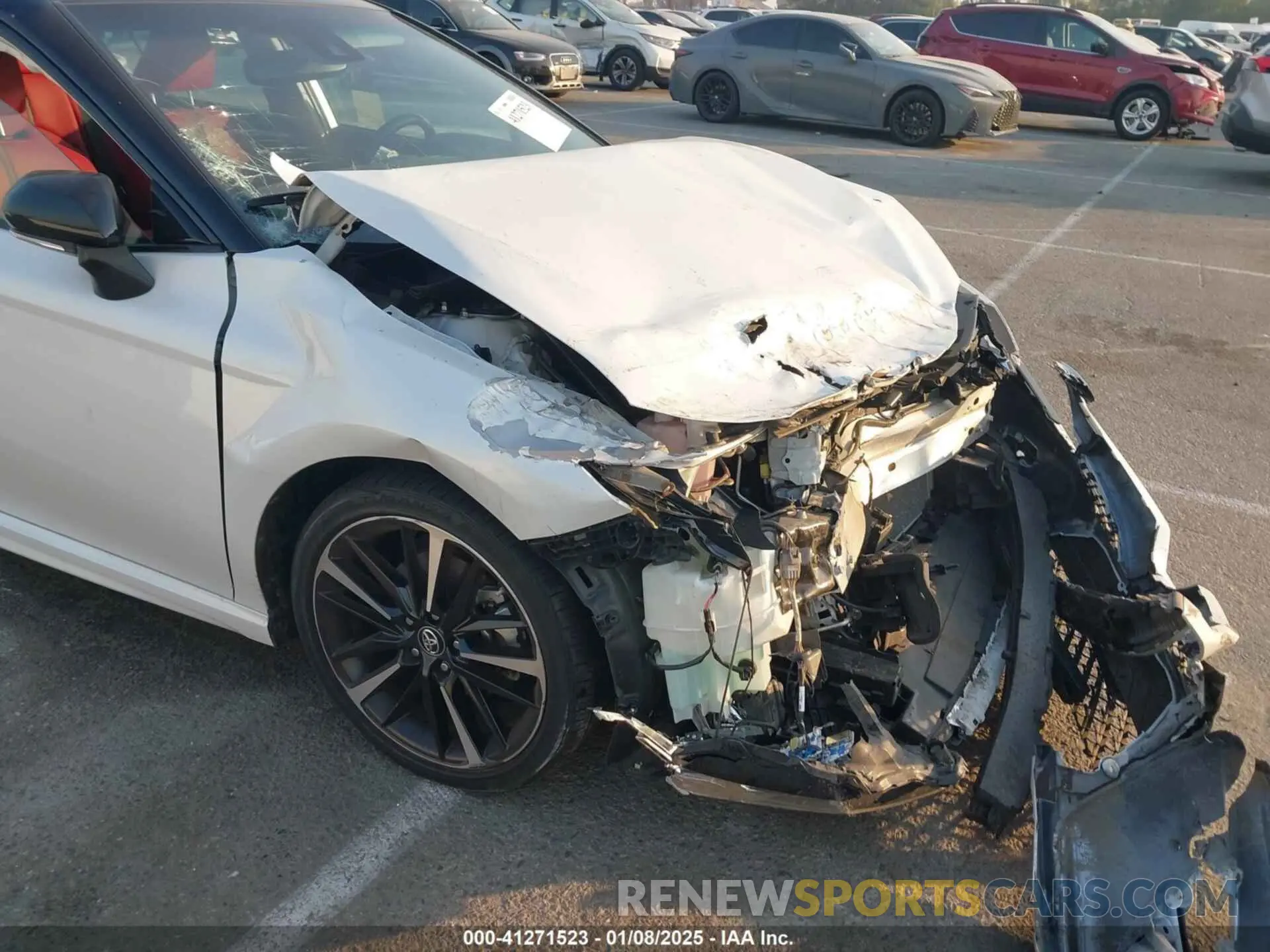 6 fotografías del automóvil dañado 4T1B61HK8KU263508 TOYOTA CAMRY 2019