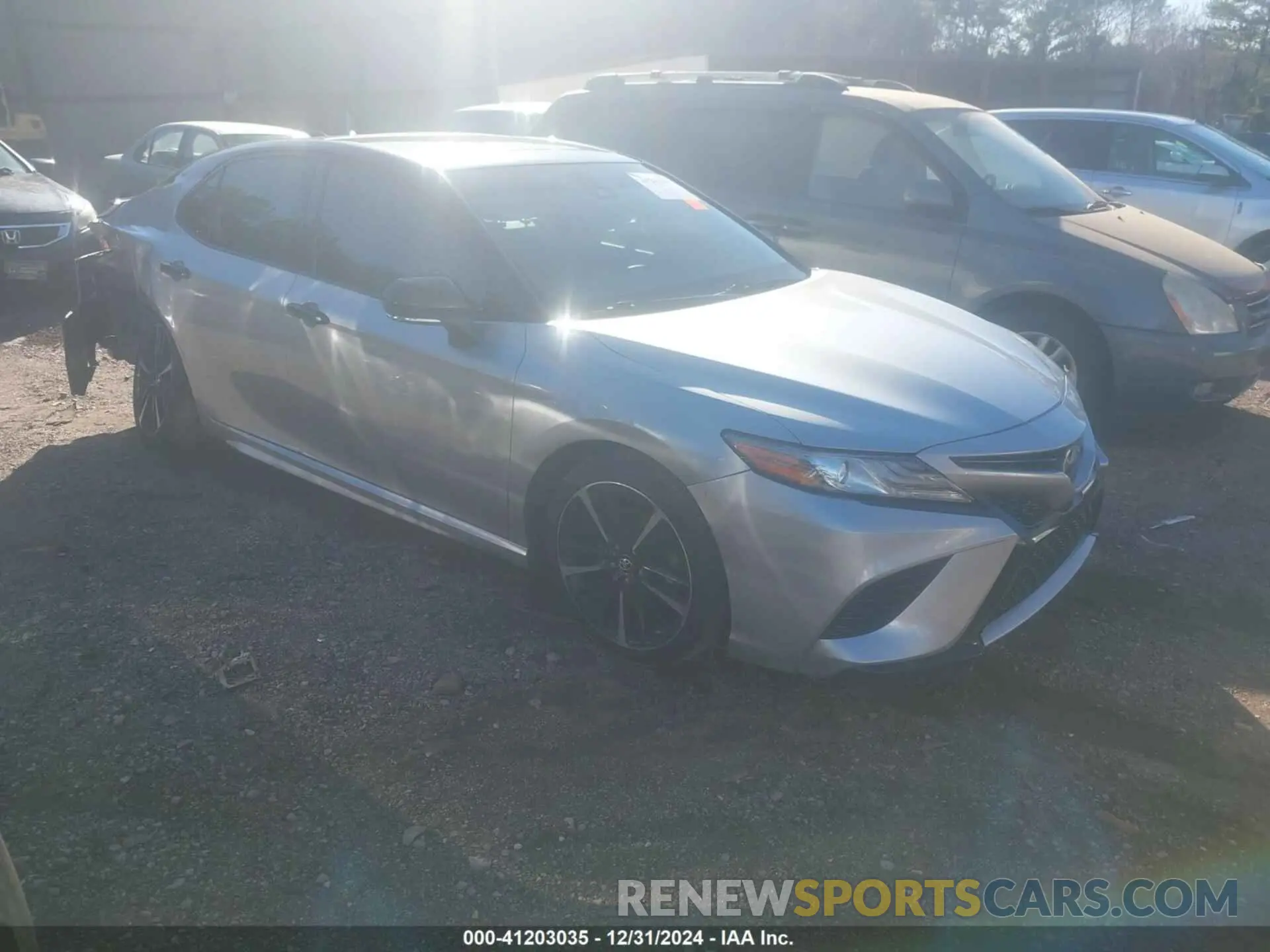 1 fotografías del automóvil dañado 4T1B61HK8KU297027 TOYOTA CAMRY 2019
