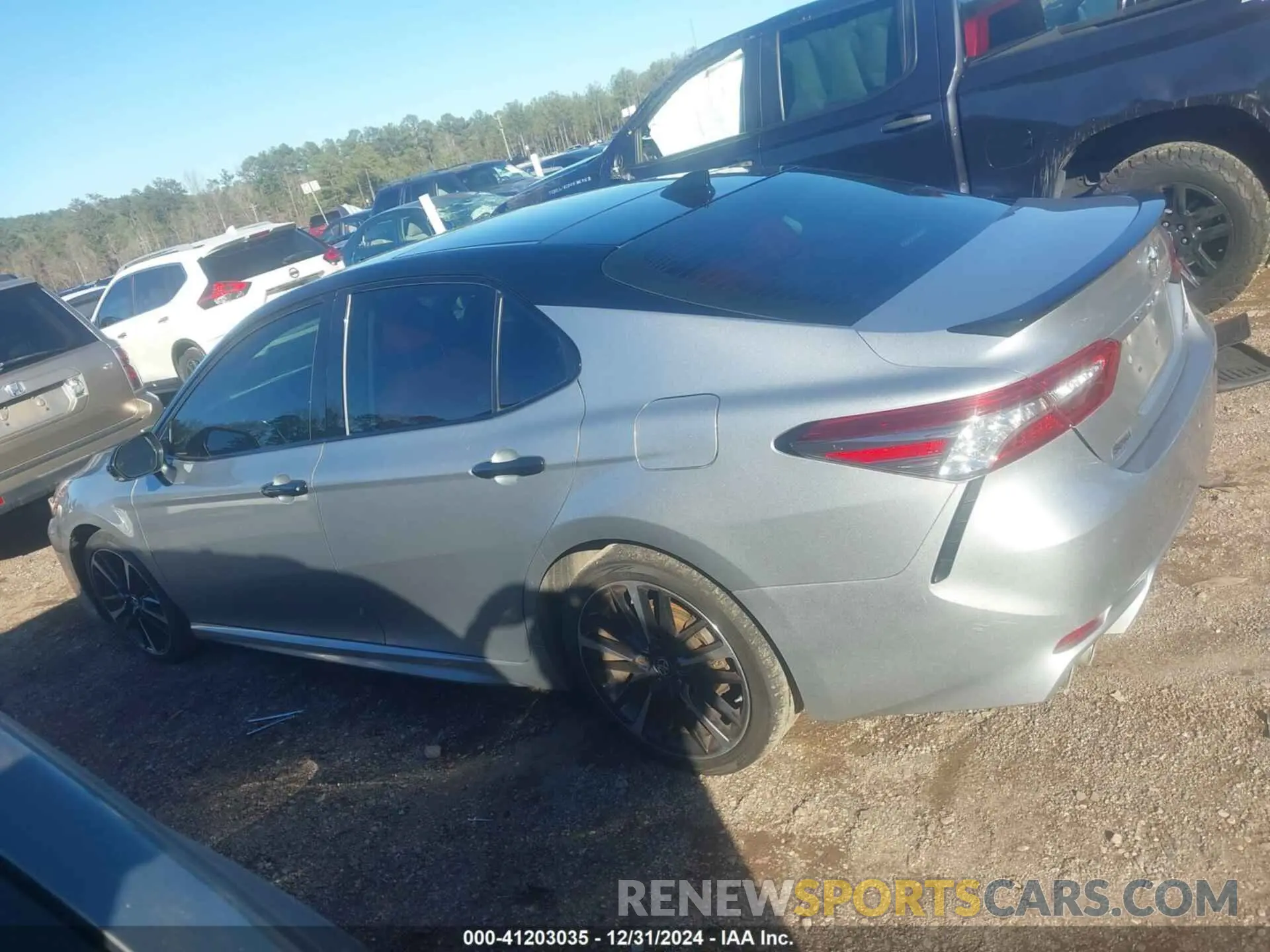 14 fotografías del automóvil dañado 4T1B61HK8KU297027 TOYOTA CAMRY 2019